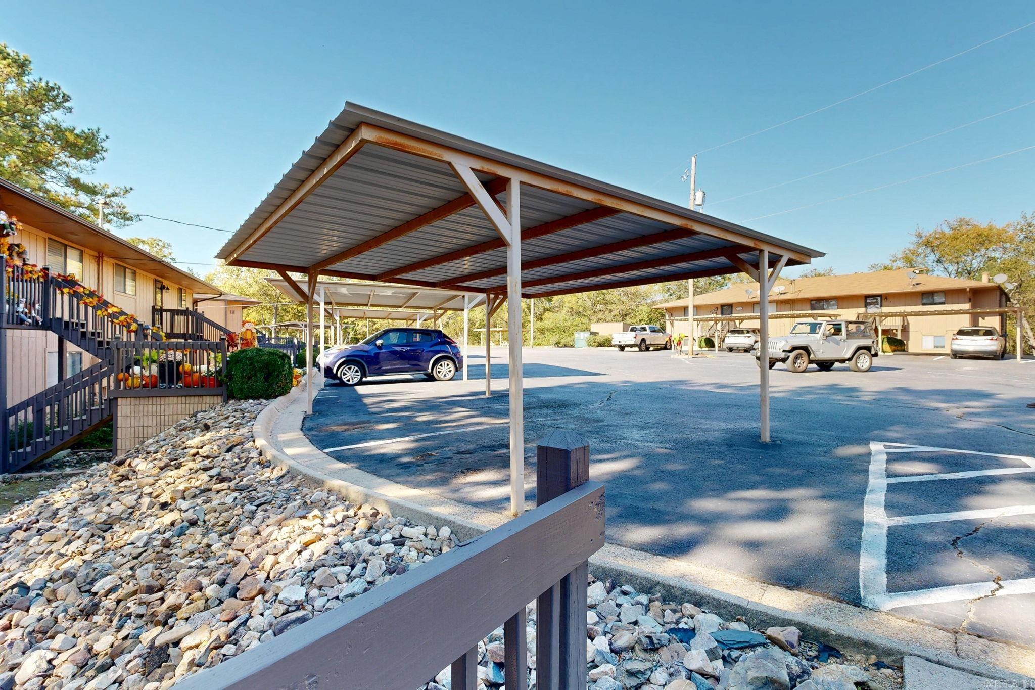 WILLOWBROOK TERRACE HPR - Residential