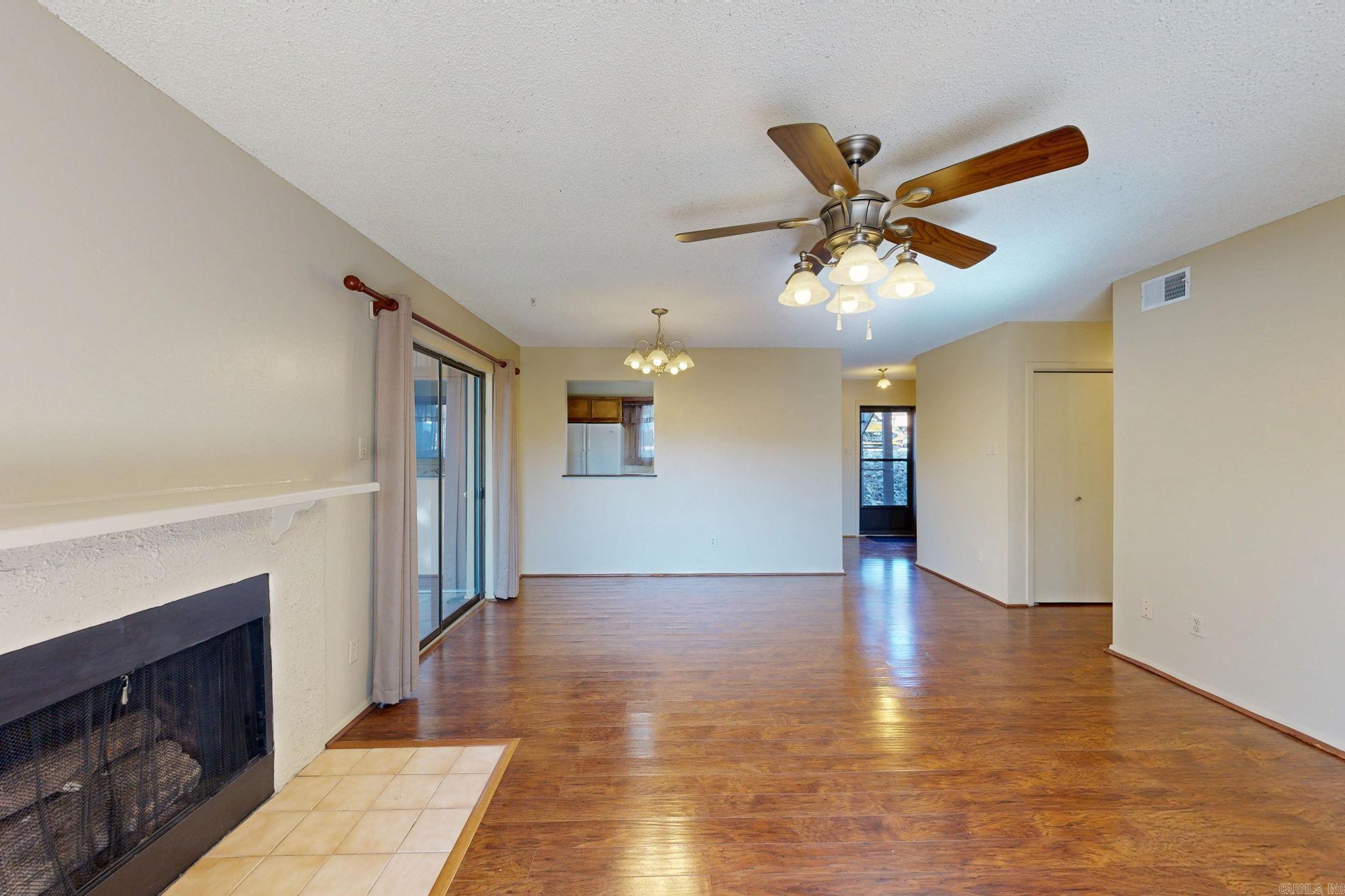 WILLOWBROOK TERRACE HPR - Residential