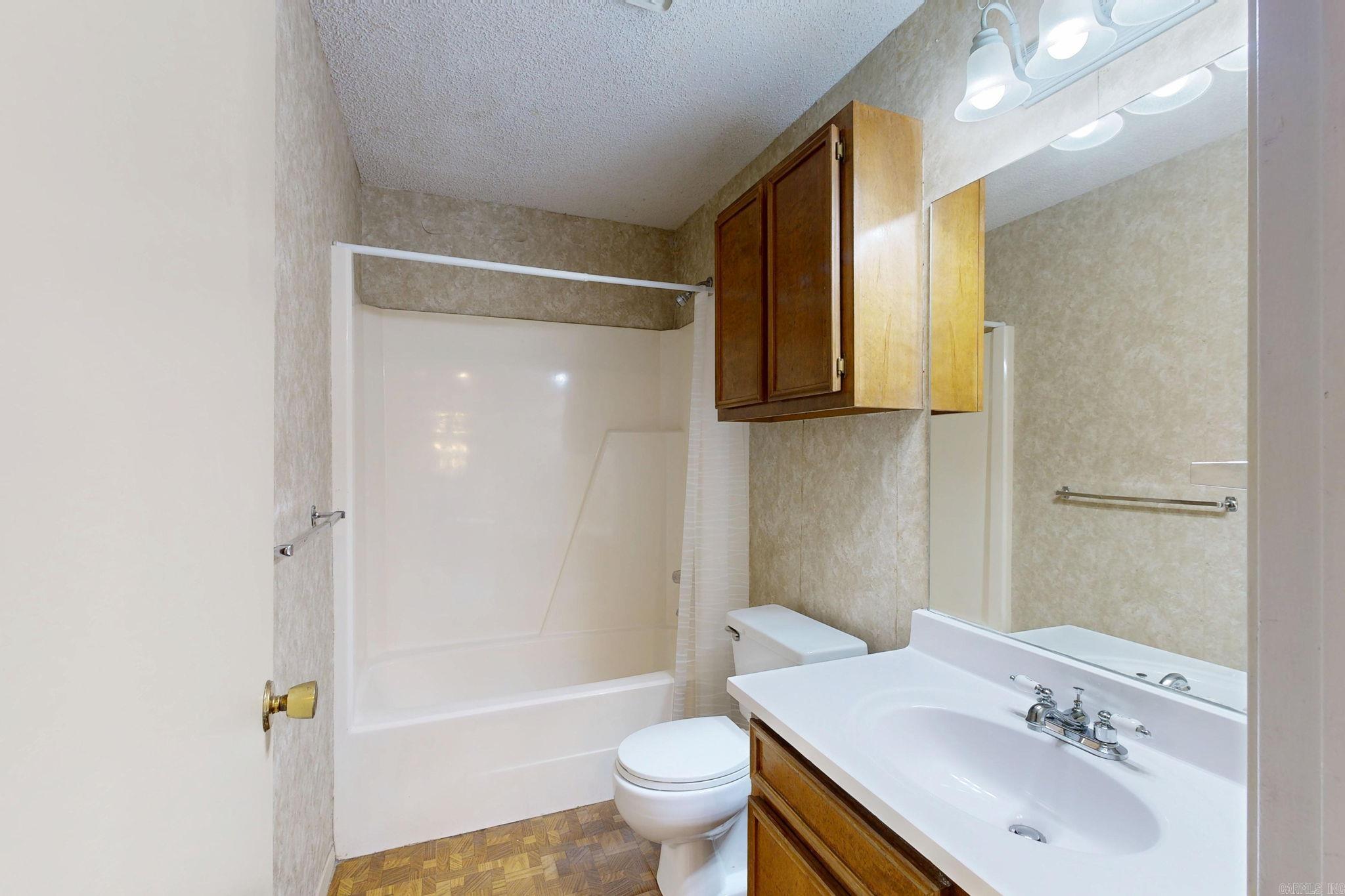 WILLOWBROOK TERRACE HPR - Residential