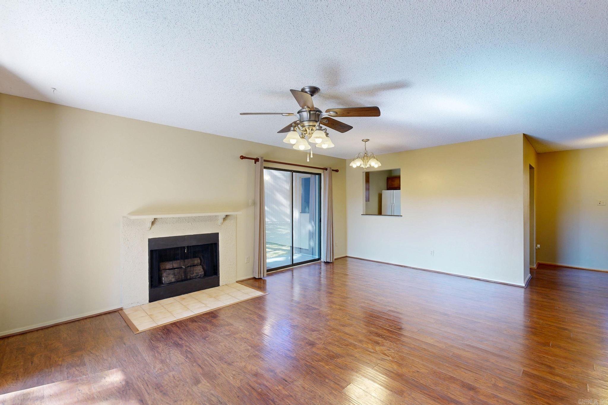 WILLOWBROOK TERRACE HPR - Residential