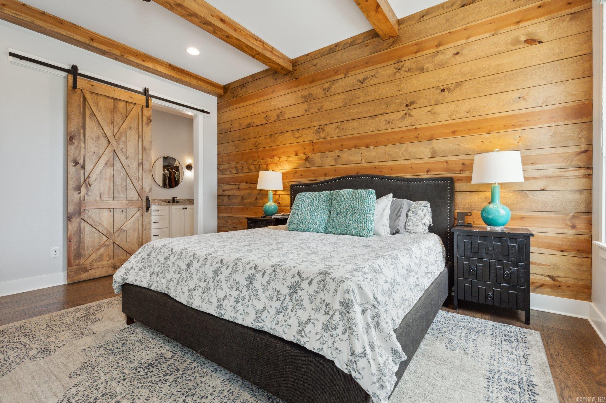 THE STABLES - Residential