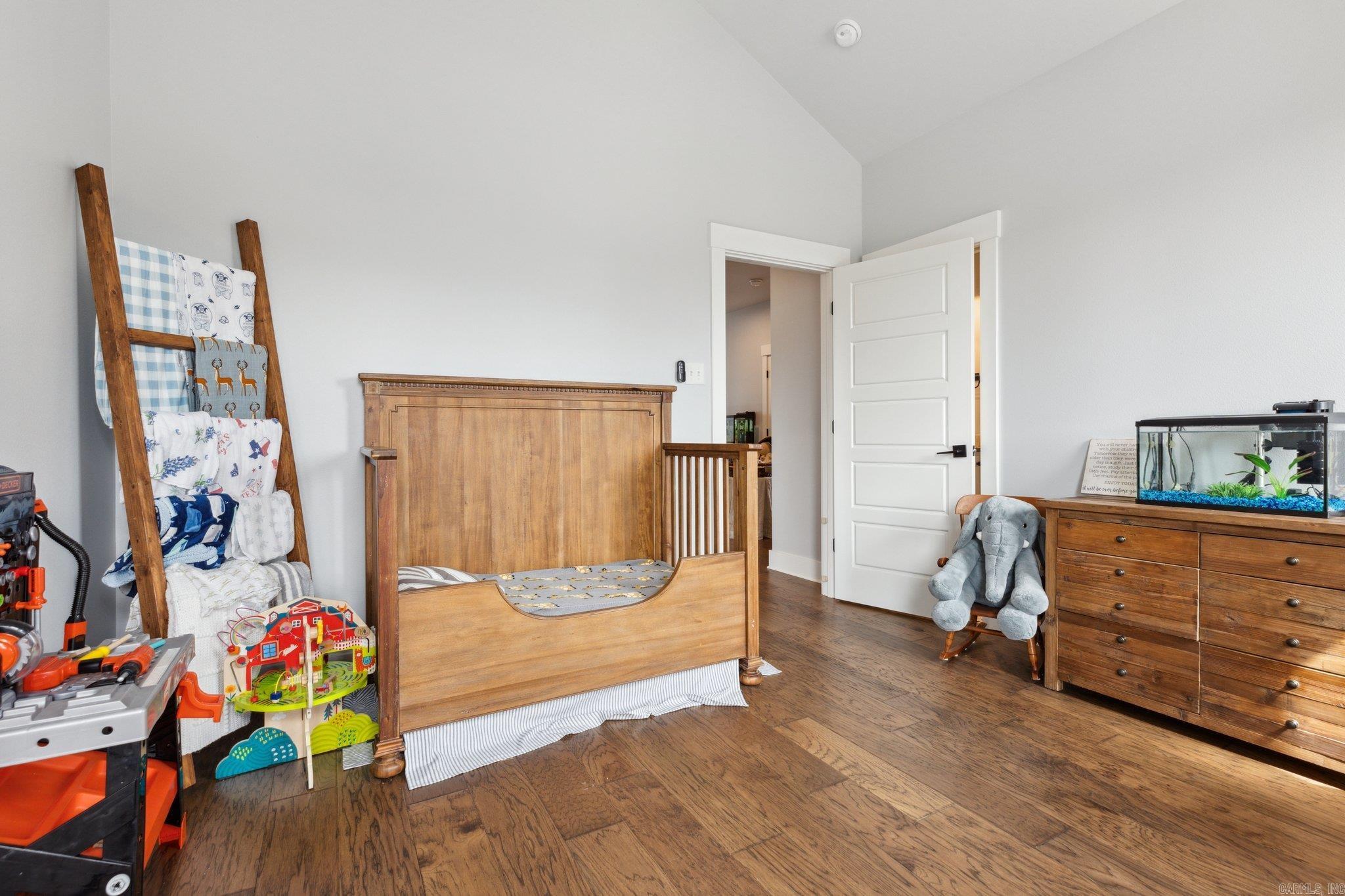 THE STABLES - Residential