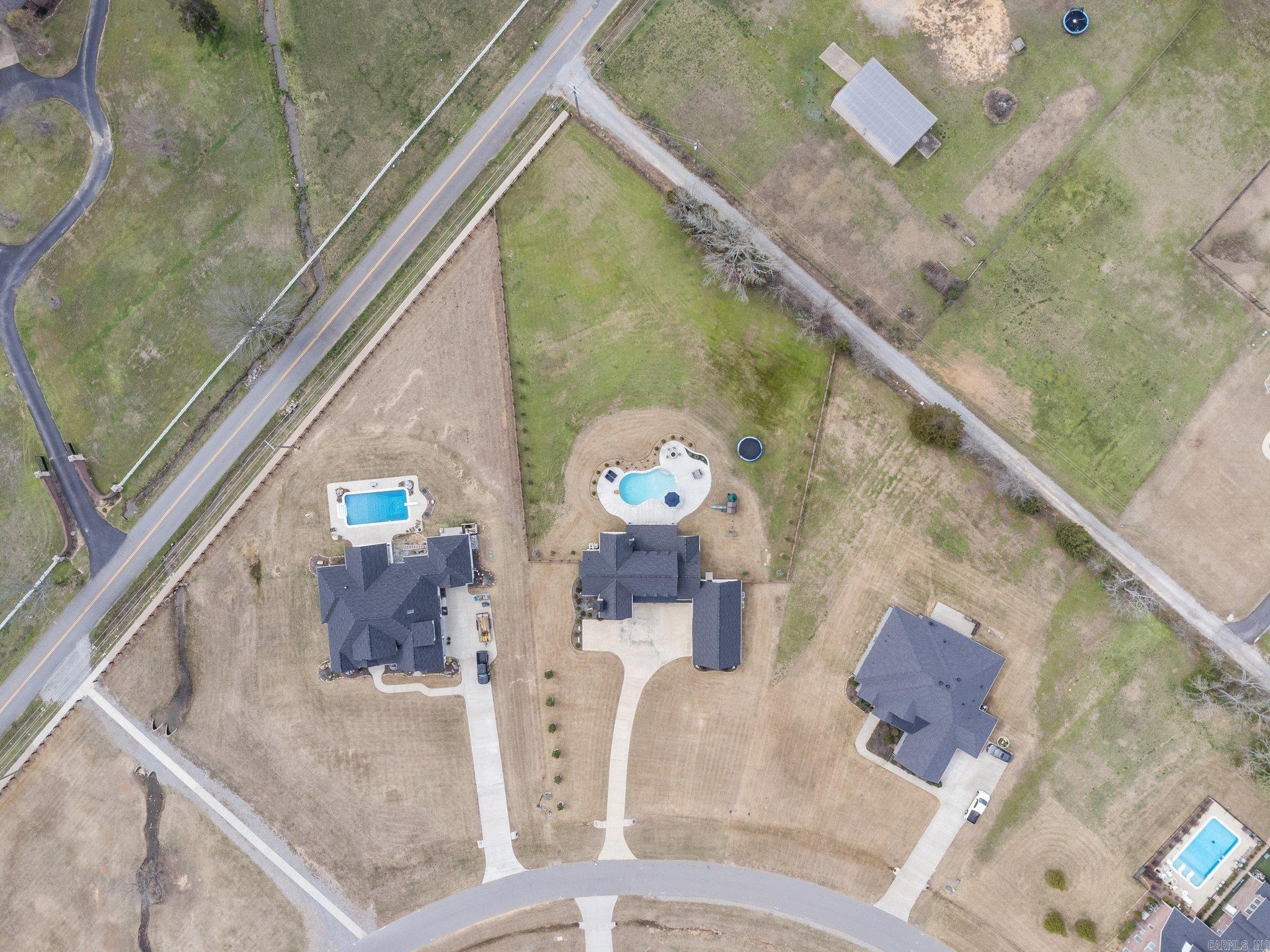 THE STABLES - Residential