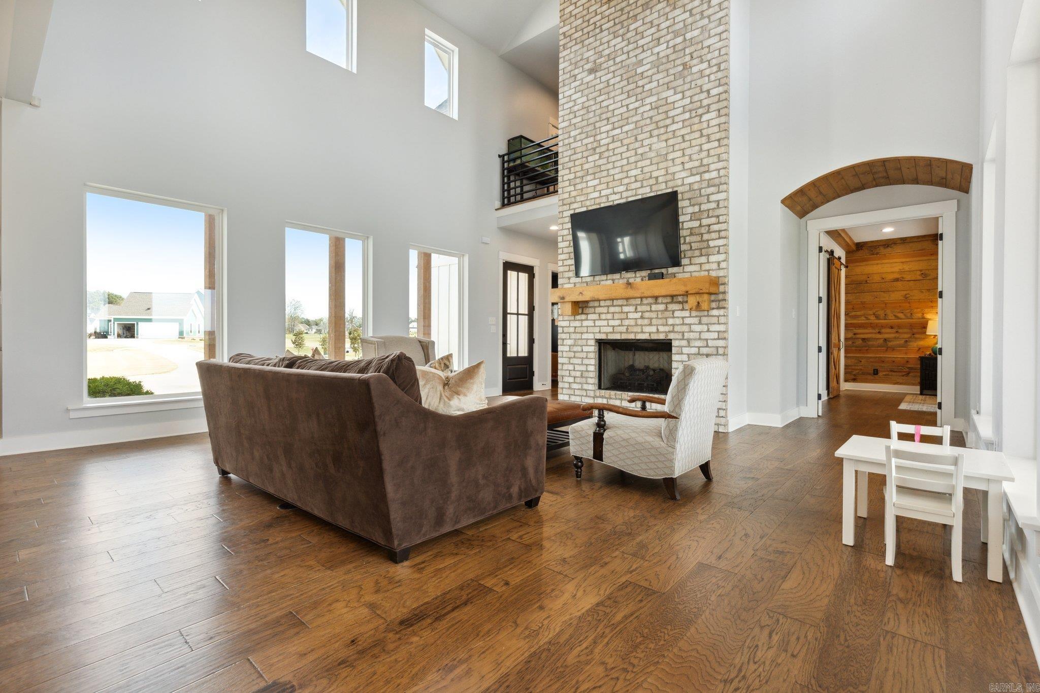THE STABLES - Residential