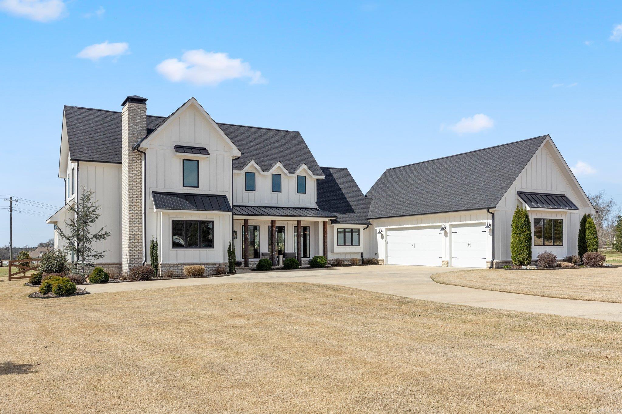 THE STABLES - Residential