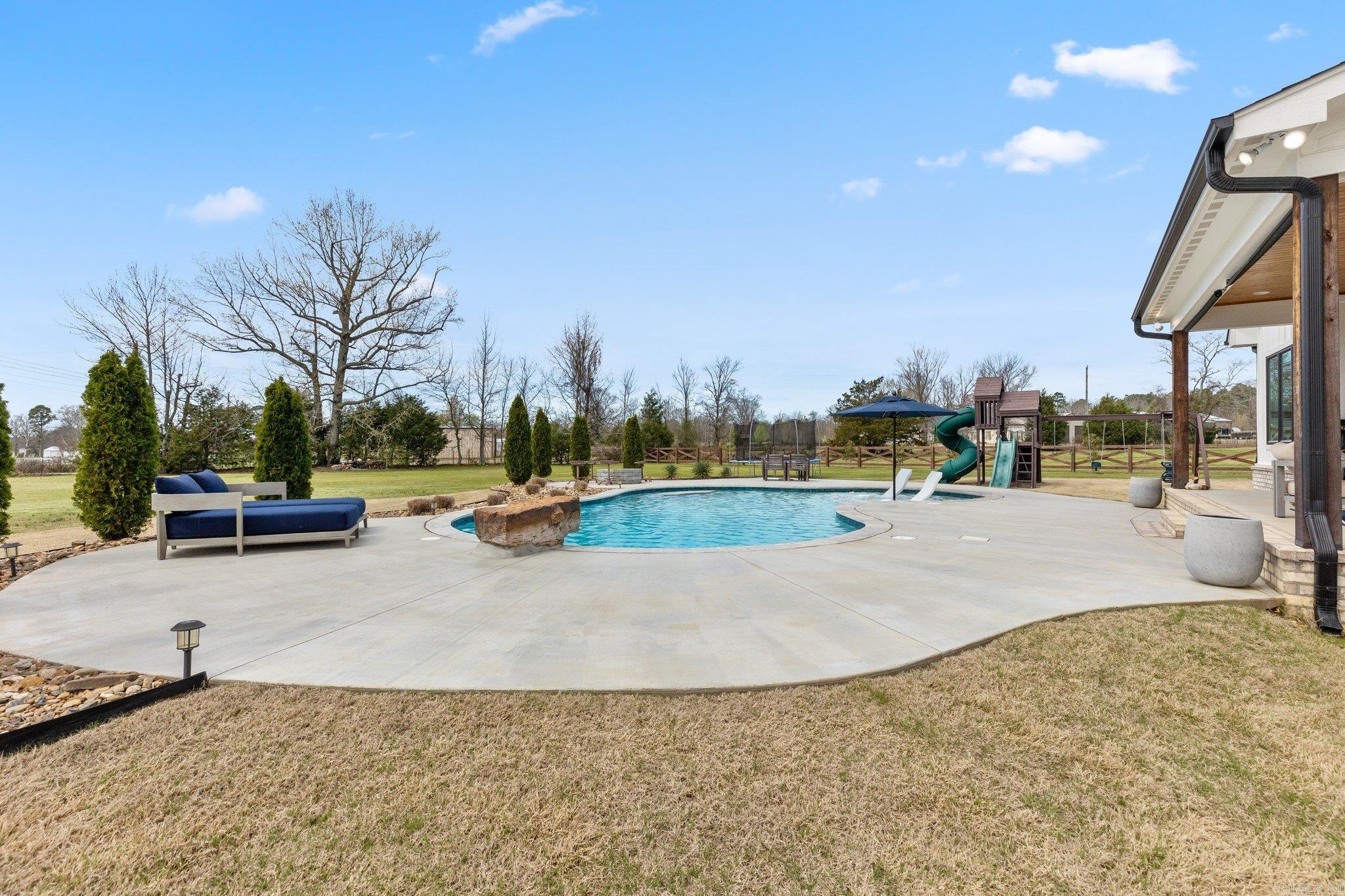 THE STABLES - Residential
