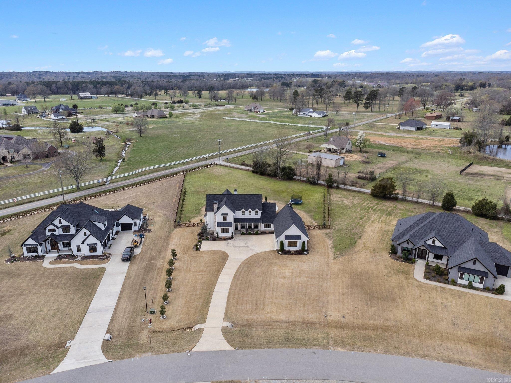 THE STABLES - Residential