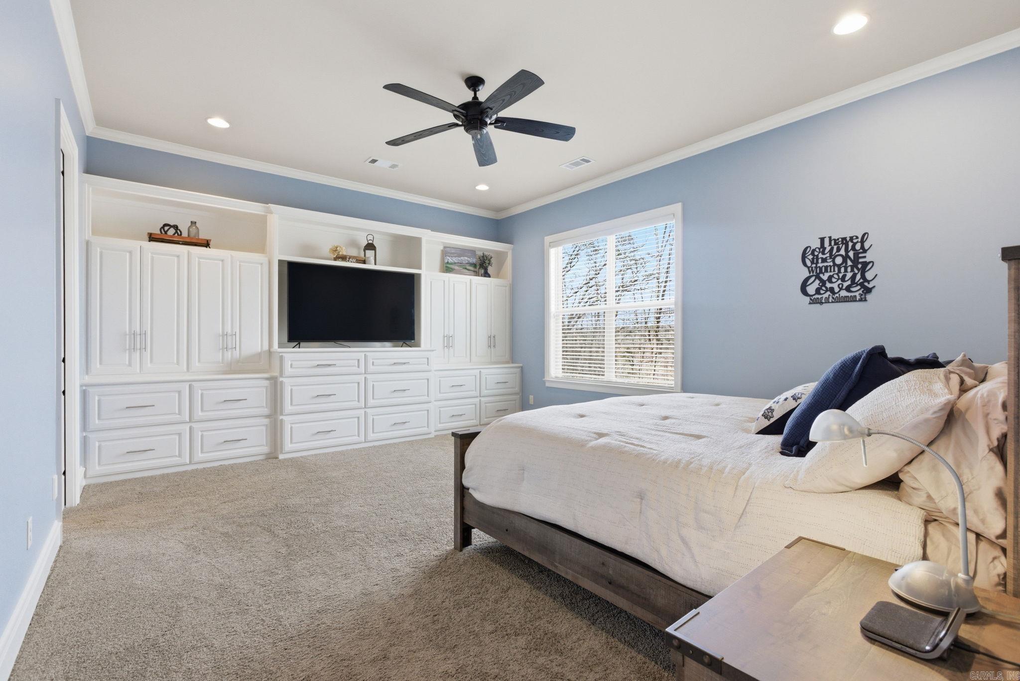 WOODLANDS EDGE - Residential