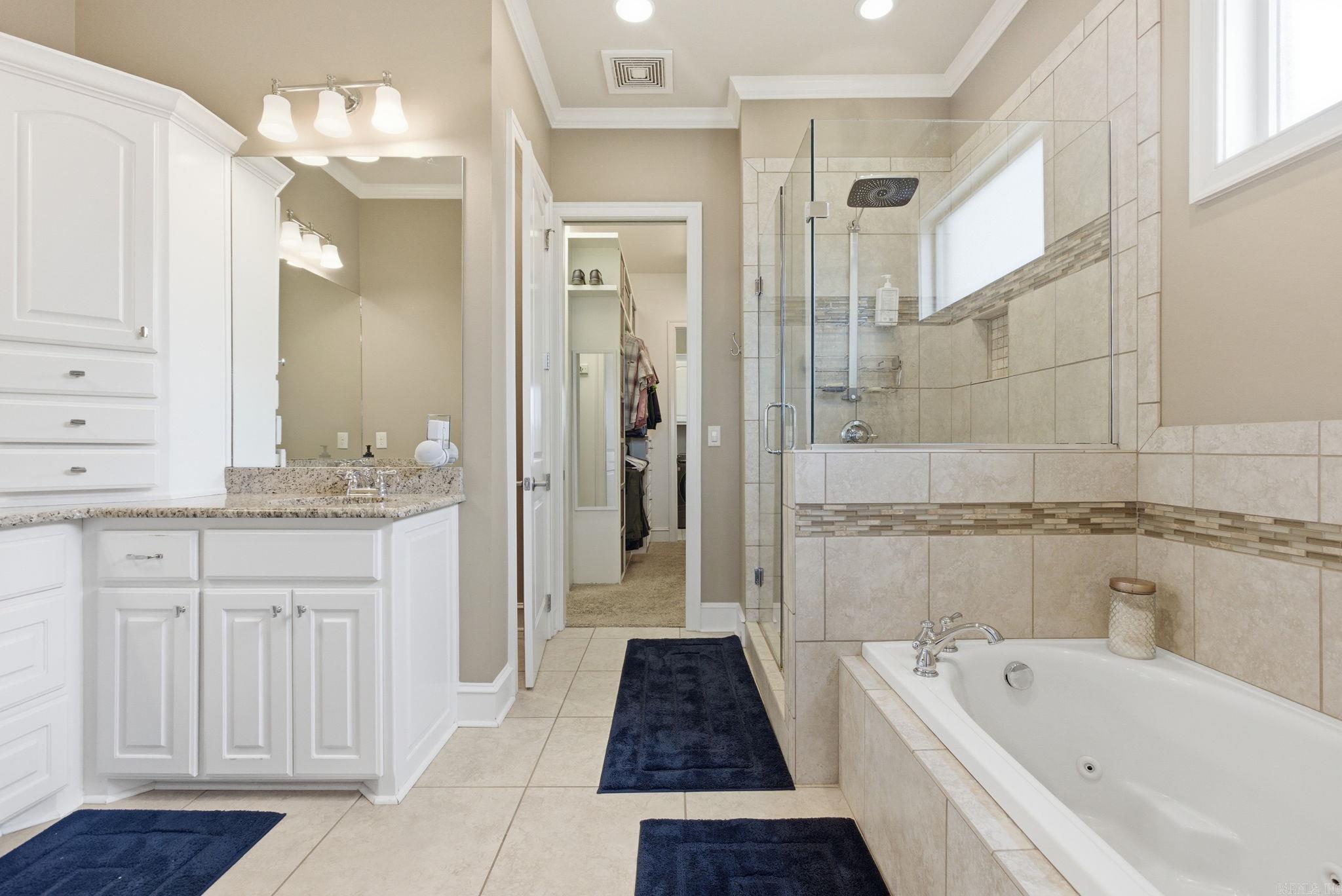 WOODLANDS EDGE - Residential