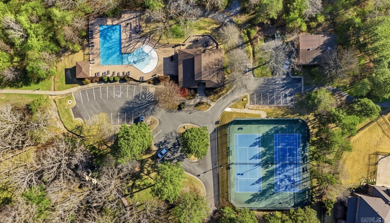 WOODLANDS EDGE - Residential