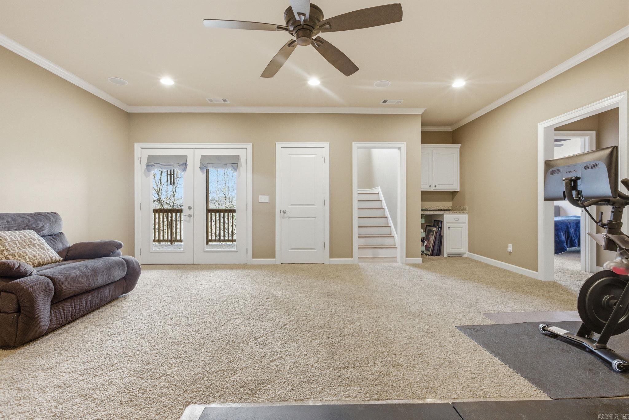 WOODLANDS EDGE - Residential