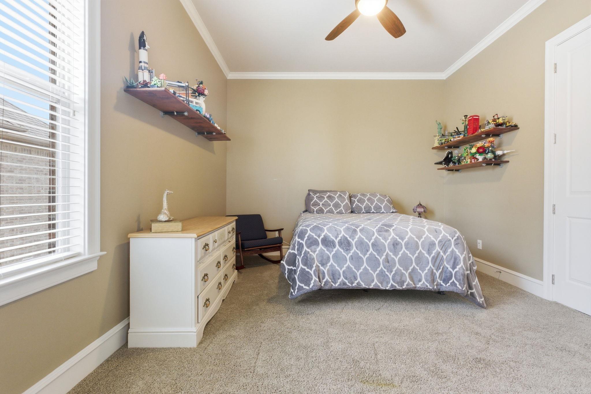 WOODLANDS EDGE - Residential