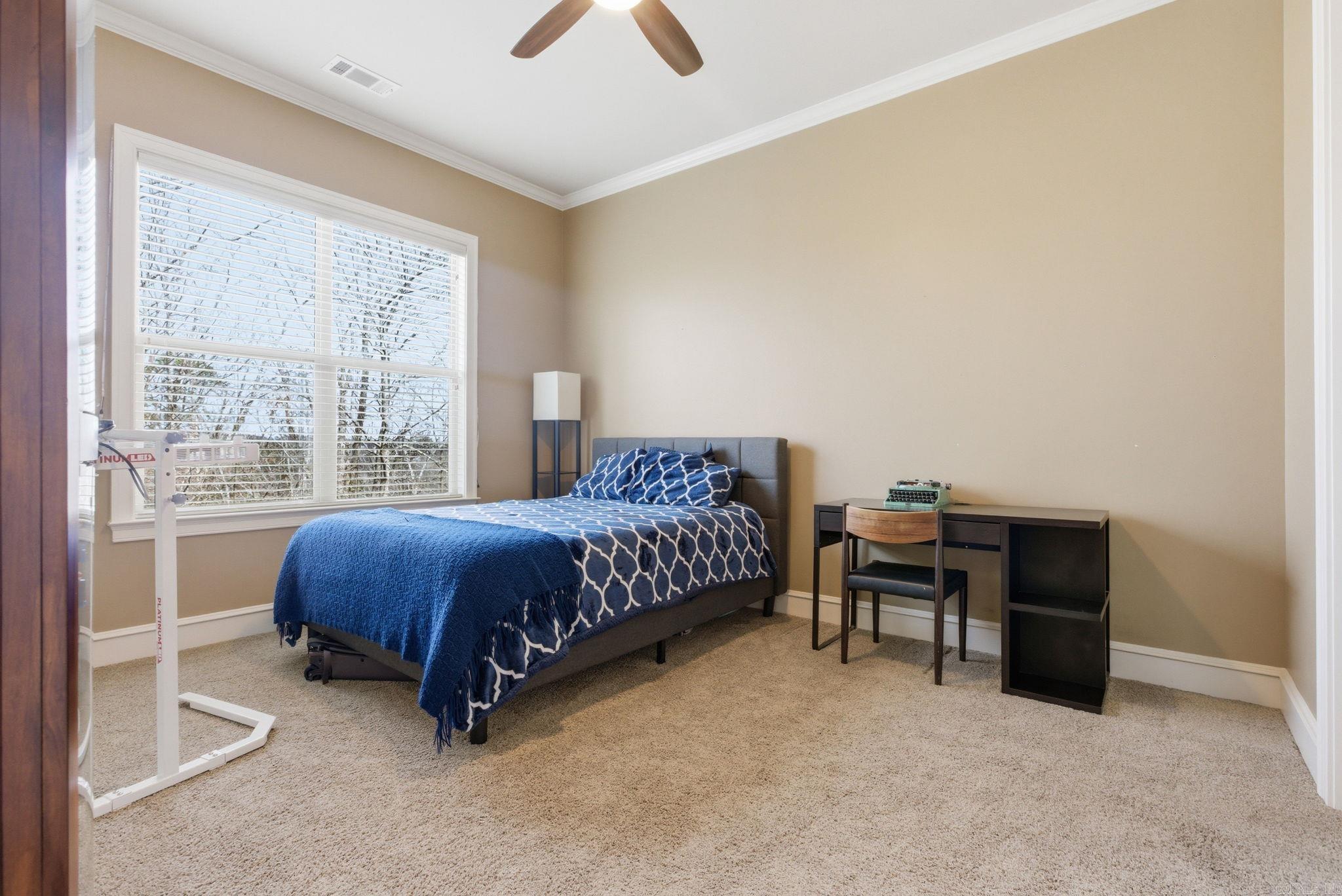 WOODLANDS EDGE - Residential