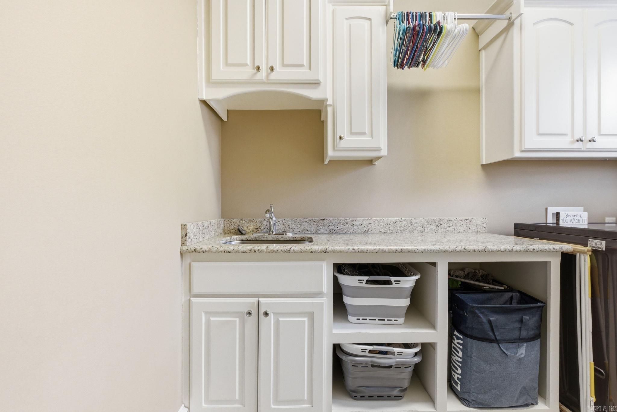 WOODLANDS EDGE - Residential