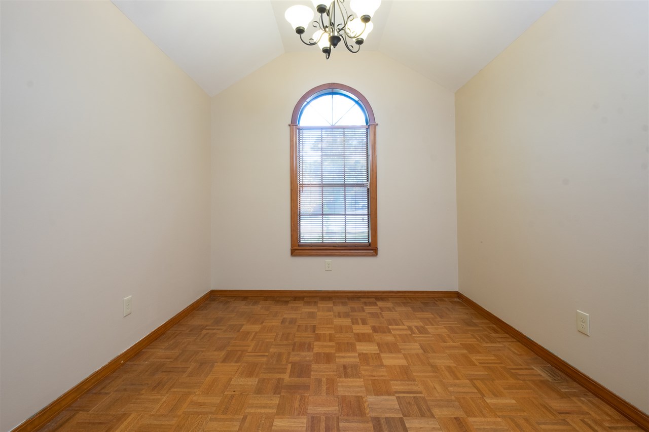 STONELEDGE TO COOK MTN VIL - Residential