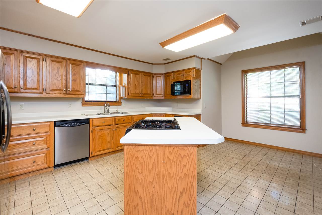 STONELEDGE TO COOK MTN VIL - Residential