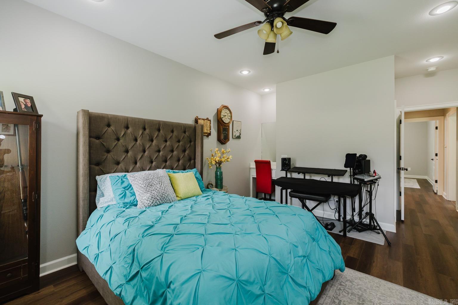 MEADOW RIDGE - Residential