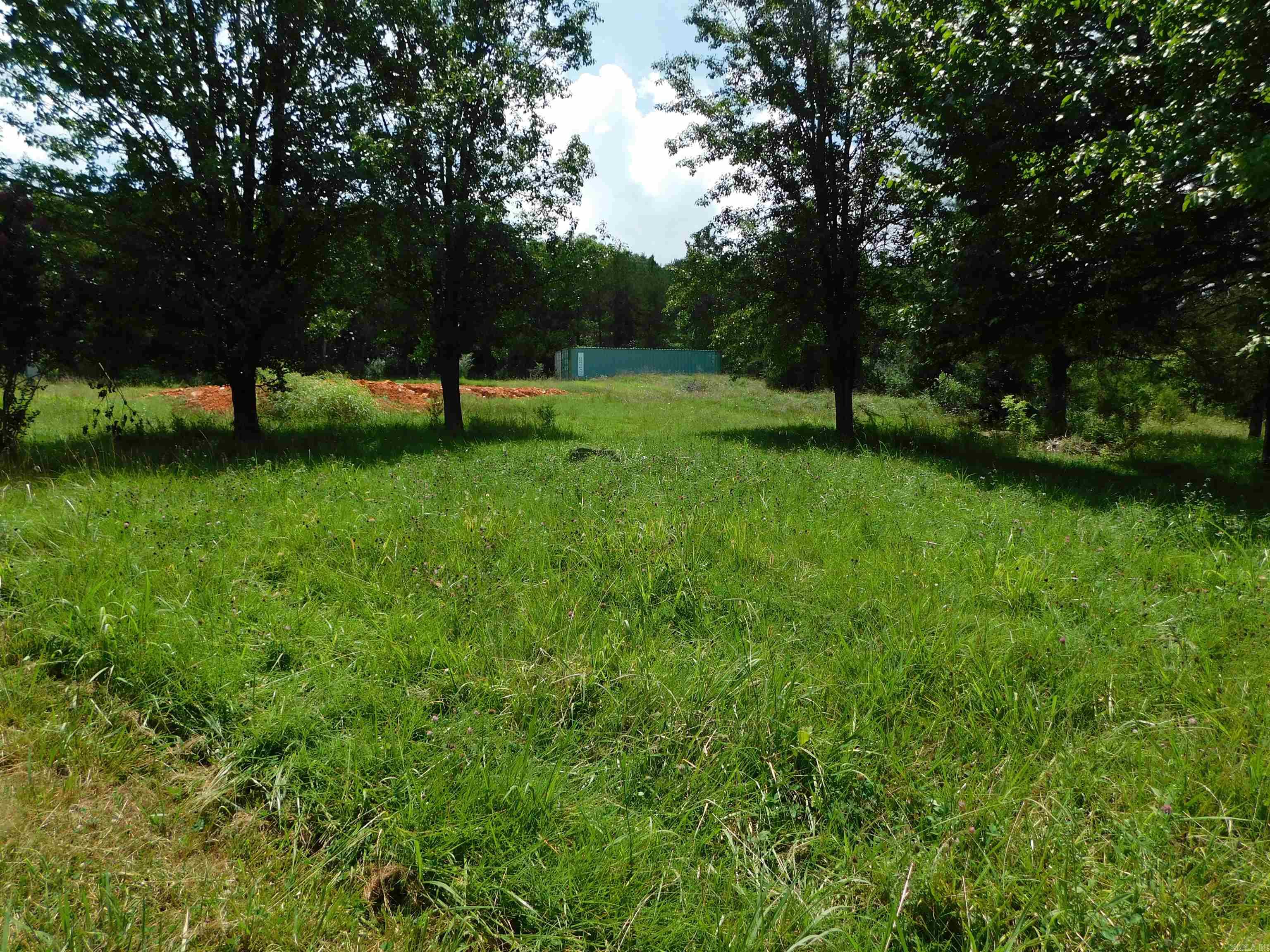 PARTIALLY WOODED 1-acre M/l corner lot with utilities on site, located on the edge of the charming town of Norfork. Enjoy the best of both worlds ā peaceful small-town living with quick access to local favorites. Just under a mile to restaurants, a local brewery, unique shops, and the public launch ramp to the world-famous White River, known for its incredible trout fishing. This particular level lot offers the perfect spot to build your dream home, weekend getaway, or investment property. Donāt miss this rare opportunity in one of the Ozarksā hidden gems! Buyer to verify all measurements and city ordinances.