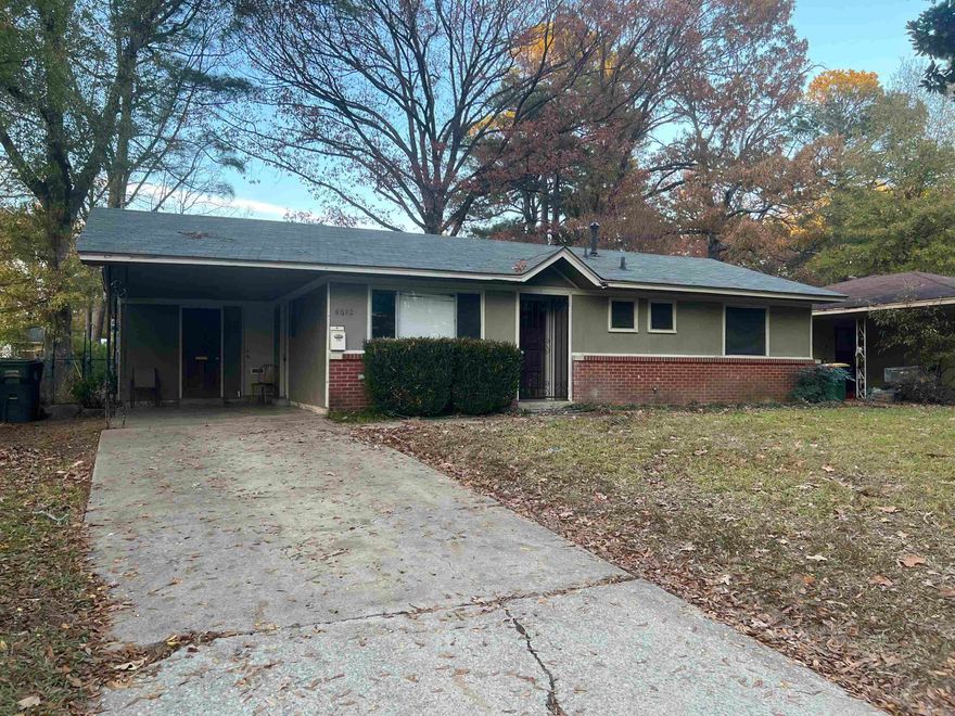 Quiet neighborhood convenient to the interstate, shopping and schools (zoned for Southwest High)! Great built-ins and half bath in master bedroom. Laundry room off 4th bedroom. Large kitchen/dining with nice storage and breakfast bar. No seller property disclosure.