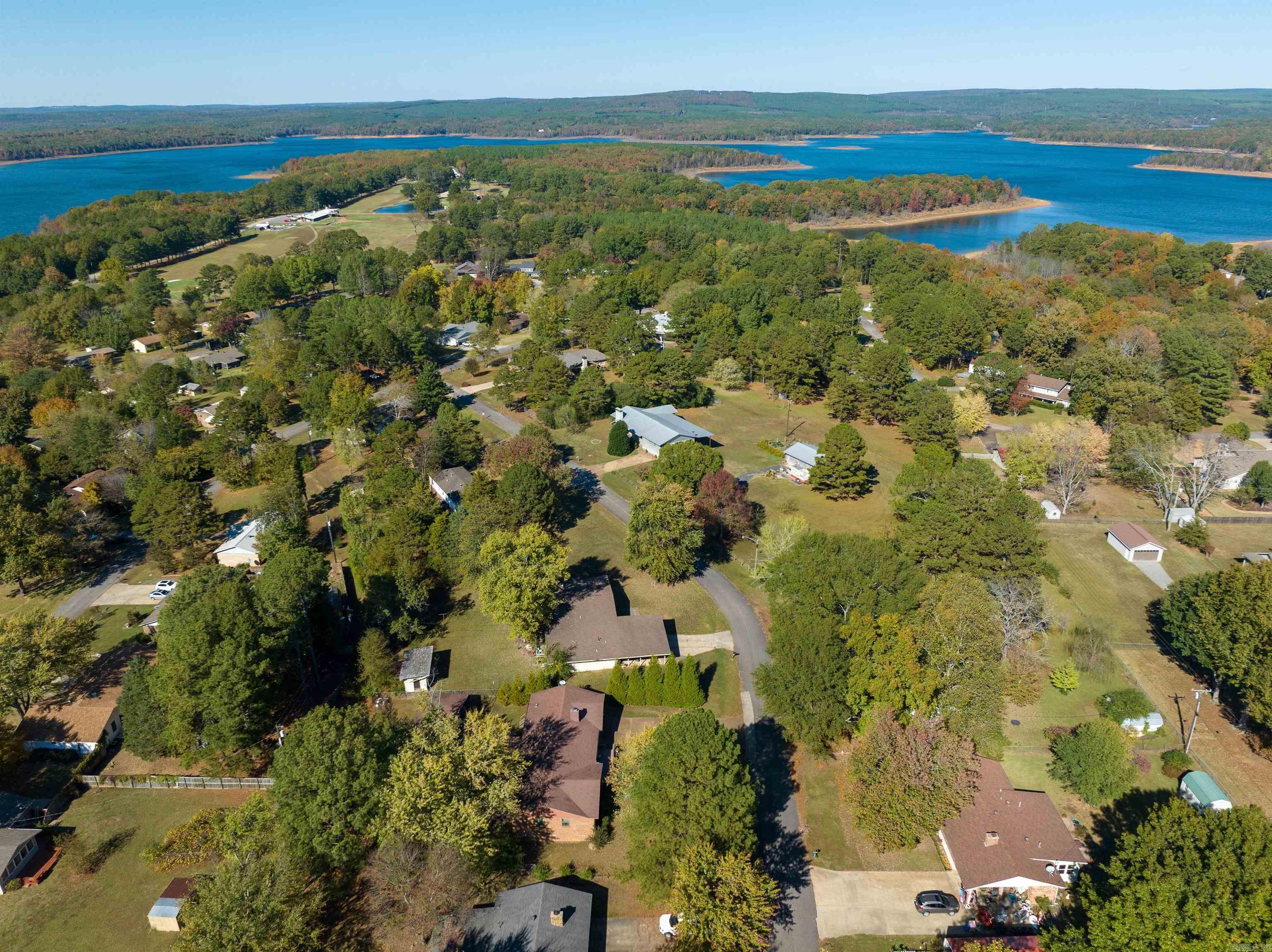 LAKESHORE HEIGHTS - Residential