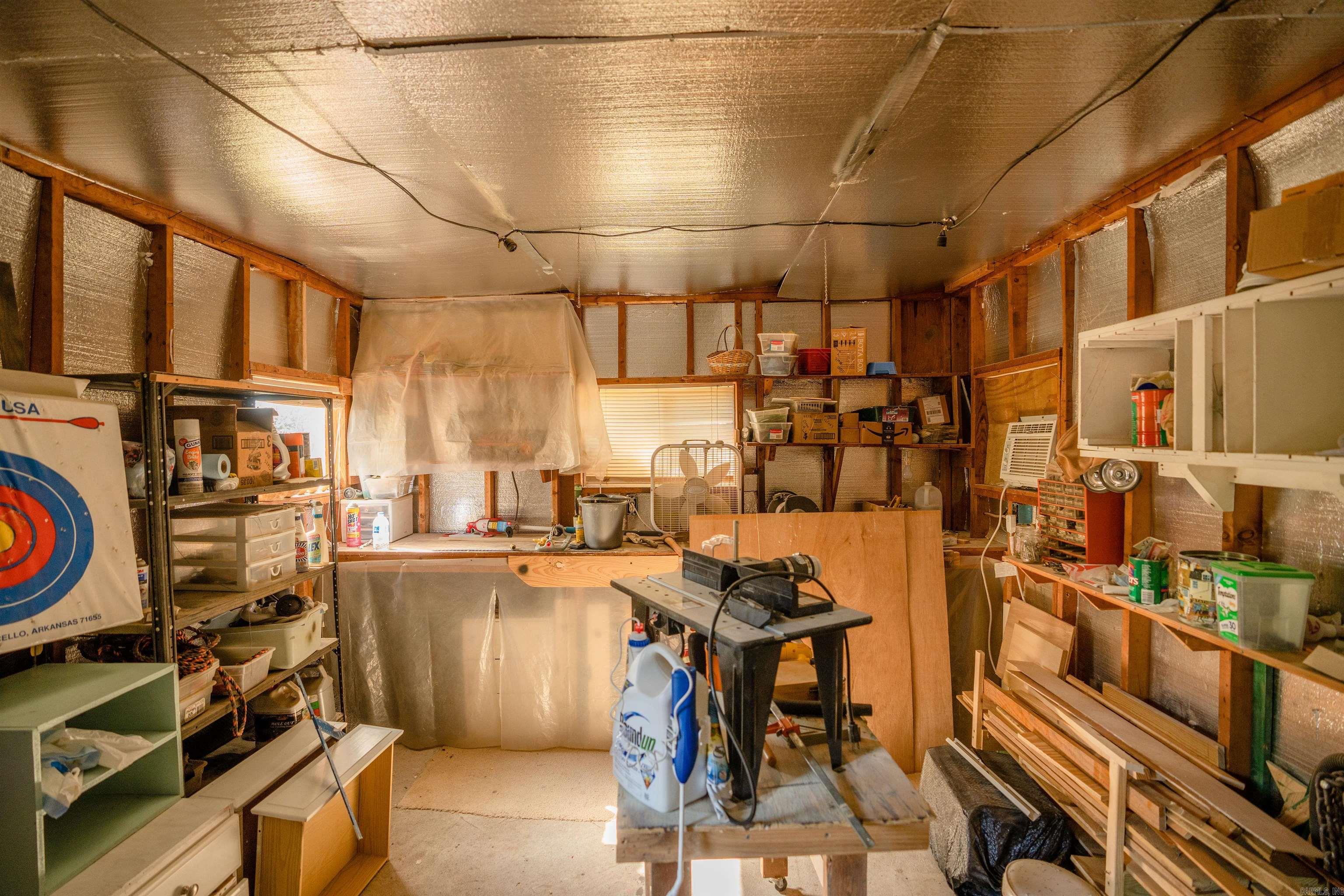 LAKESHORE HEIGHTS - Residential