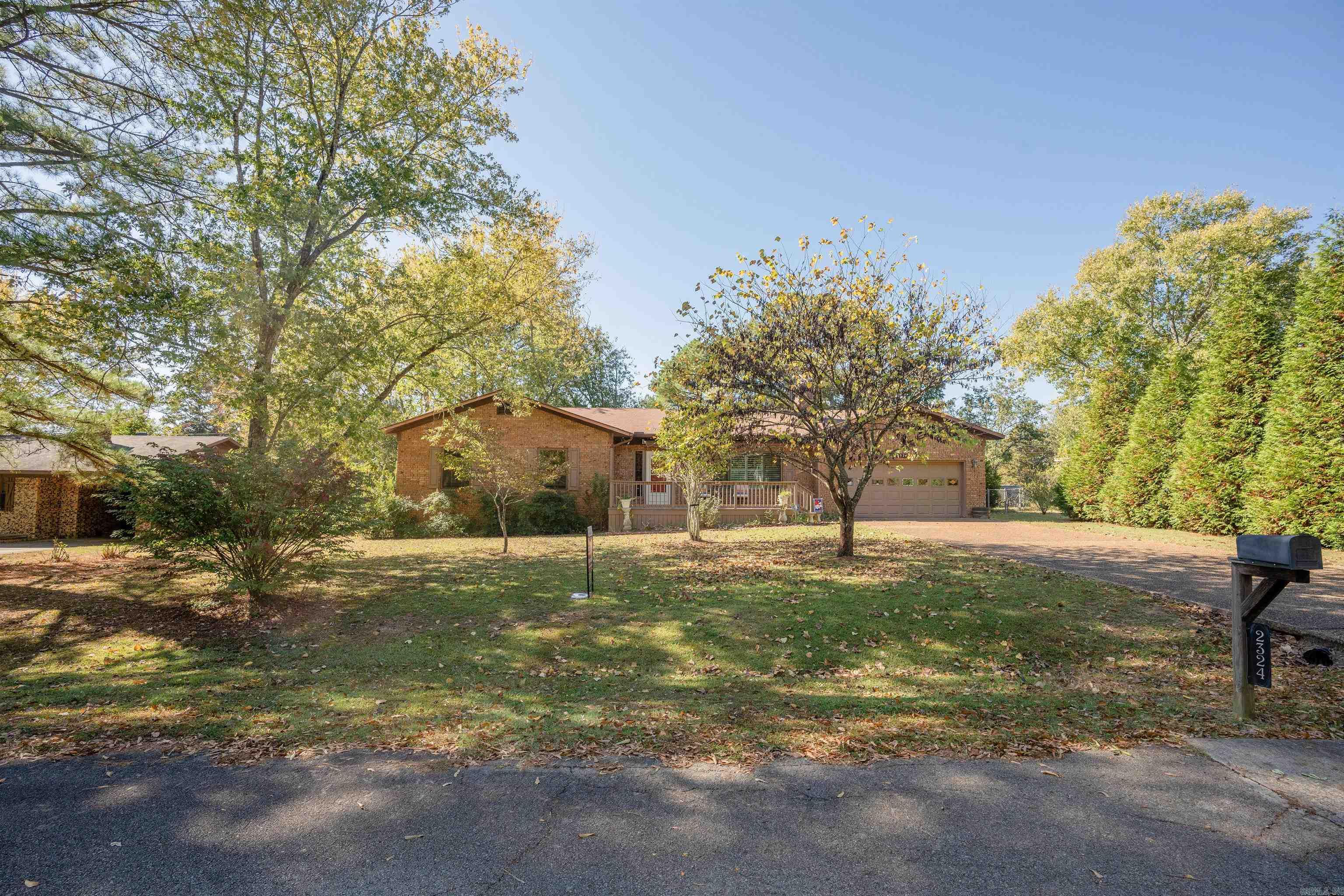 LAKESHORE HEIGHTS - Residential