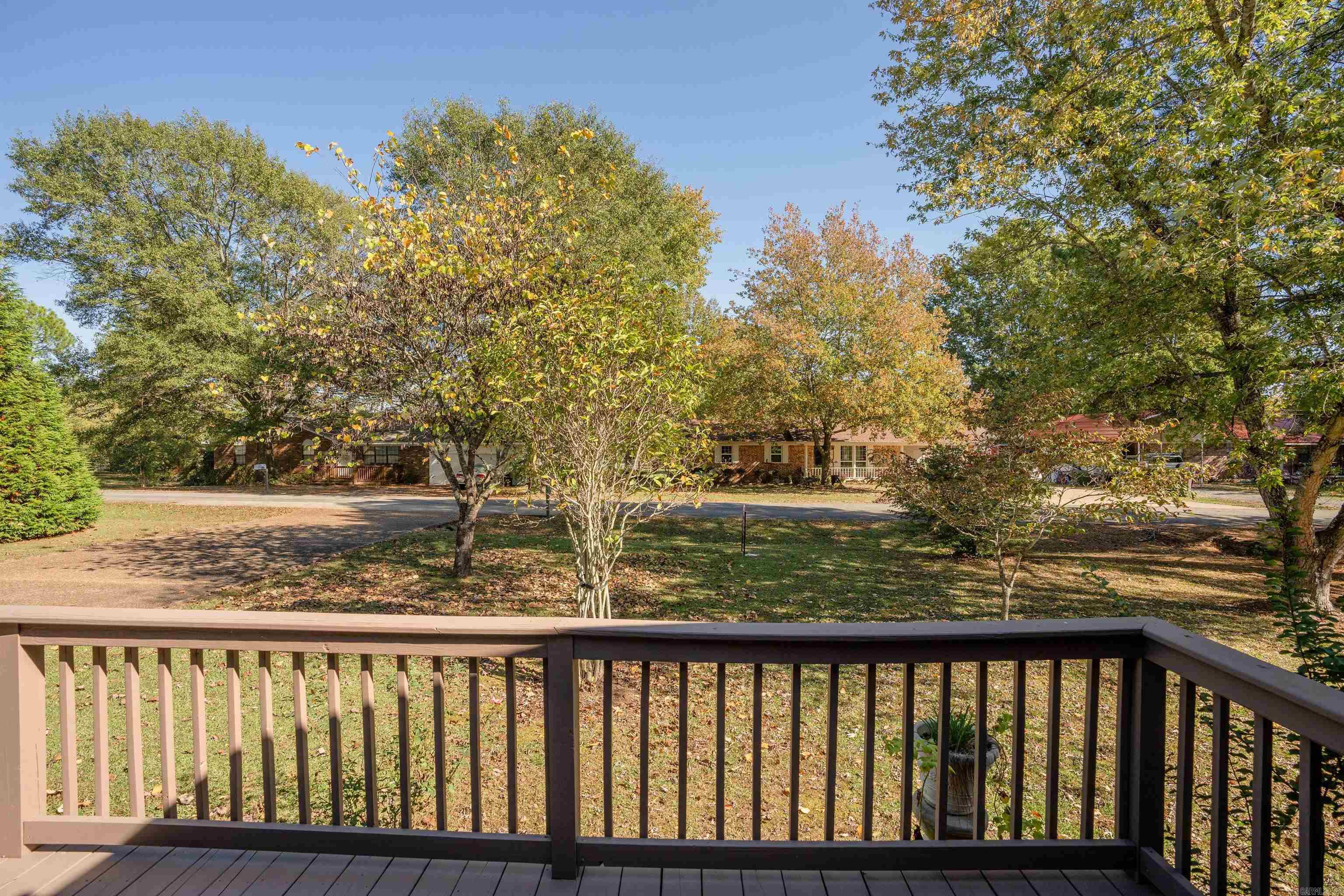 LAKESHORE HEIGHTS - Residential