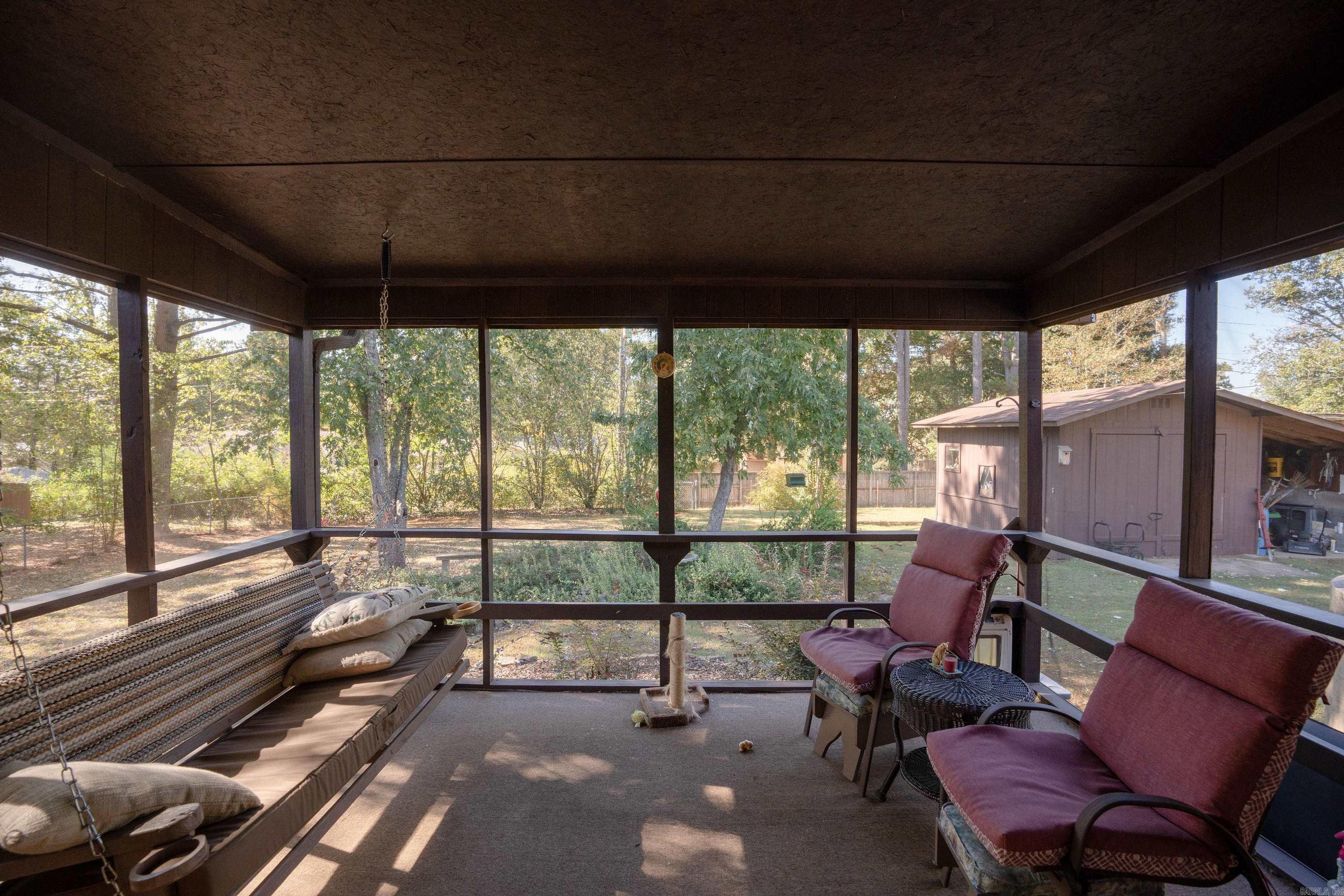 LAKESHORE HEIGHTS - Residential