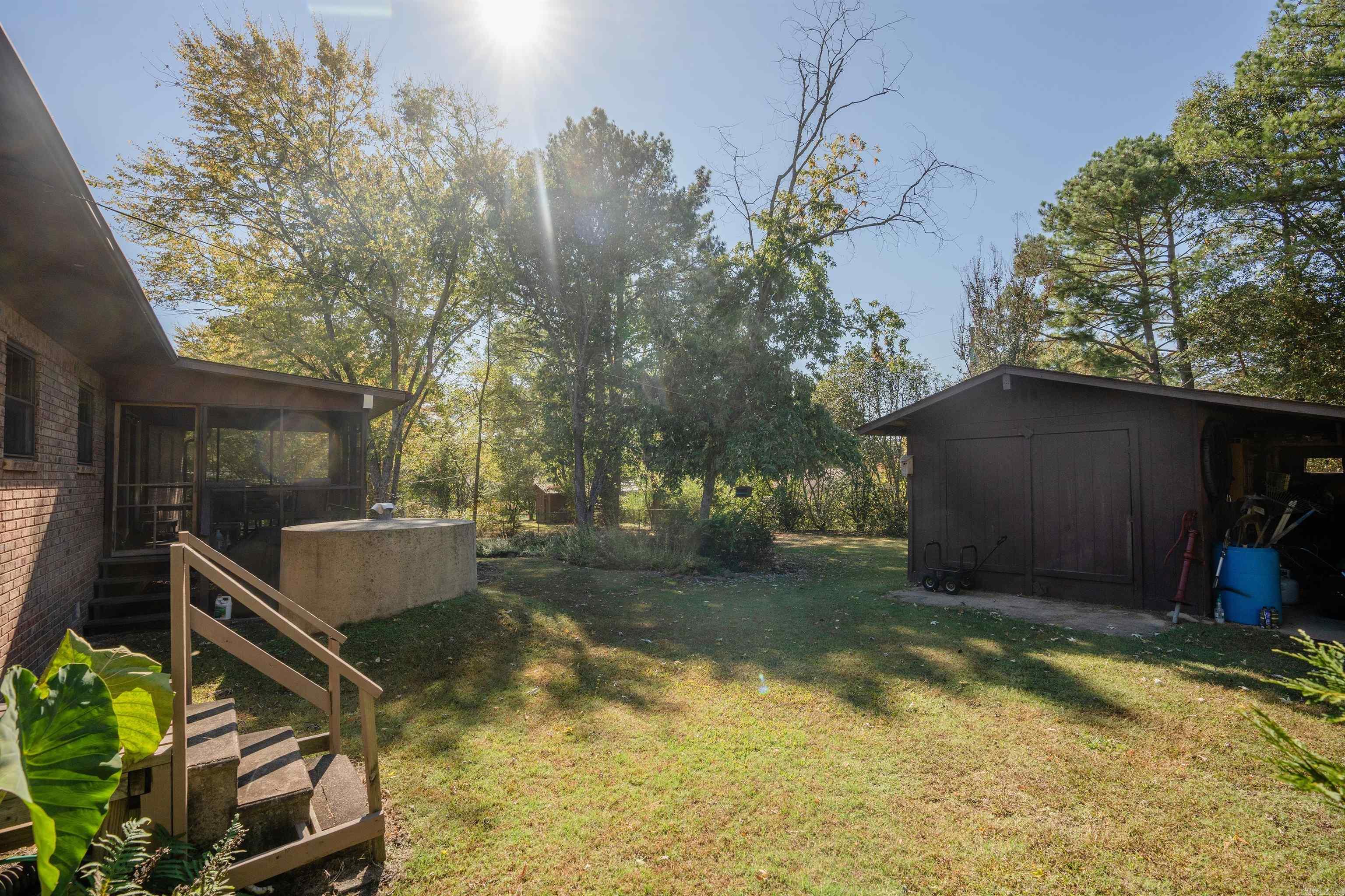 LAKESHORE HEIGHTS - Residential