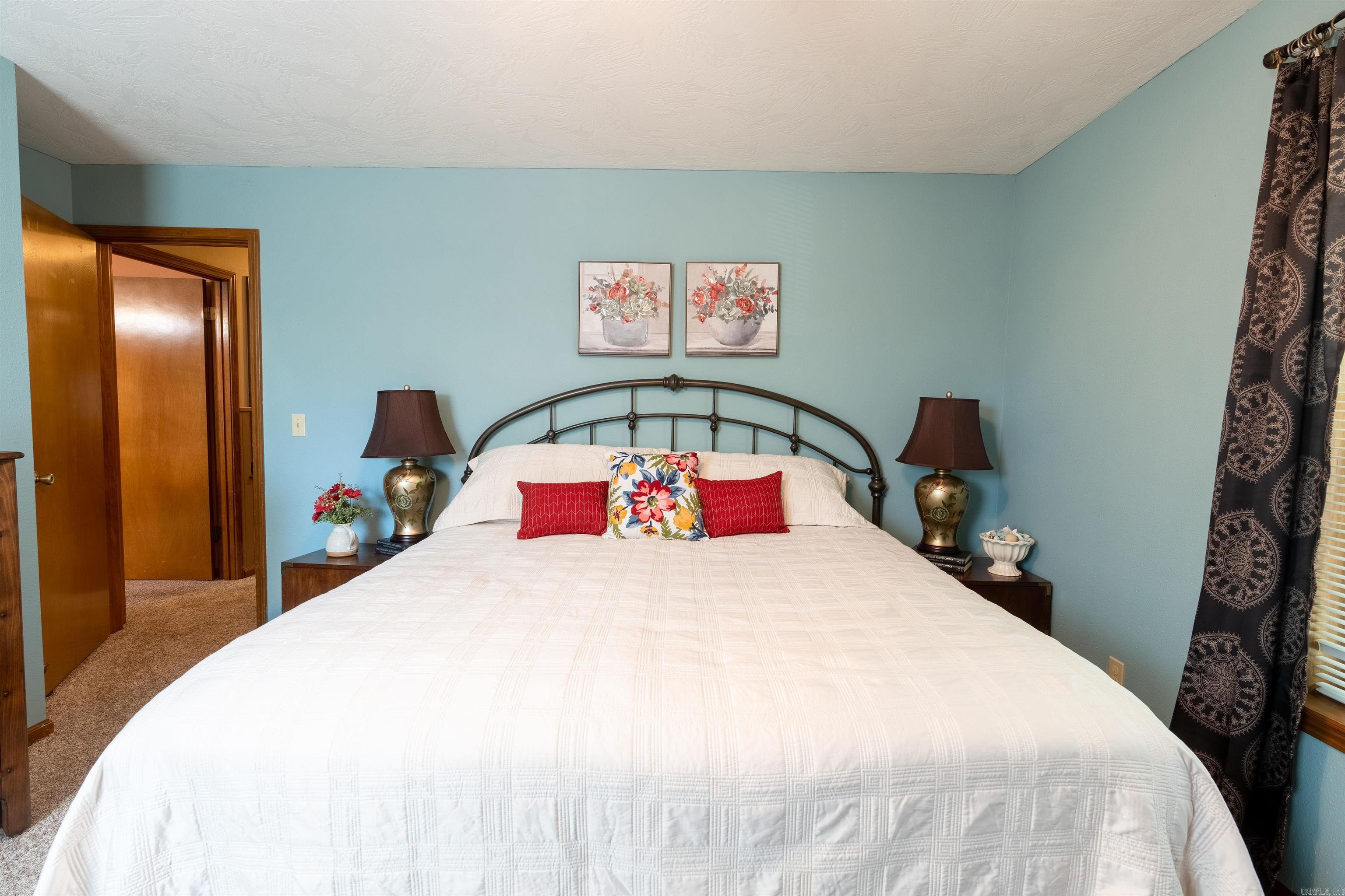 LAKESHORE HEIGHTS - Residential