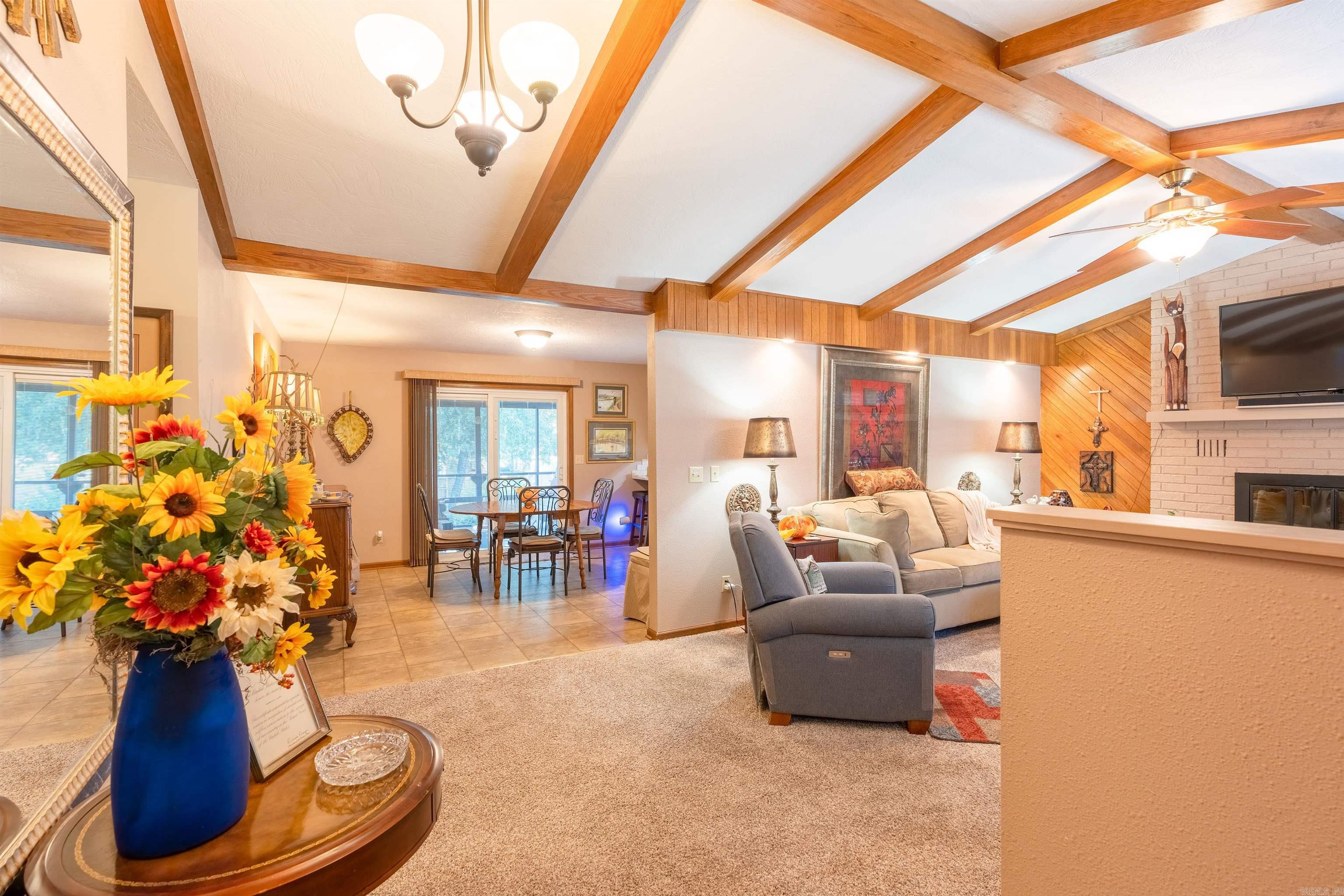 LAKESHORE HEIGHTS - Residential