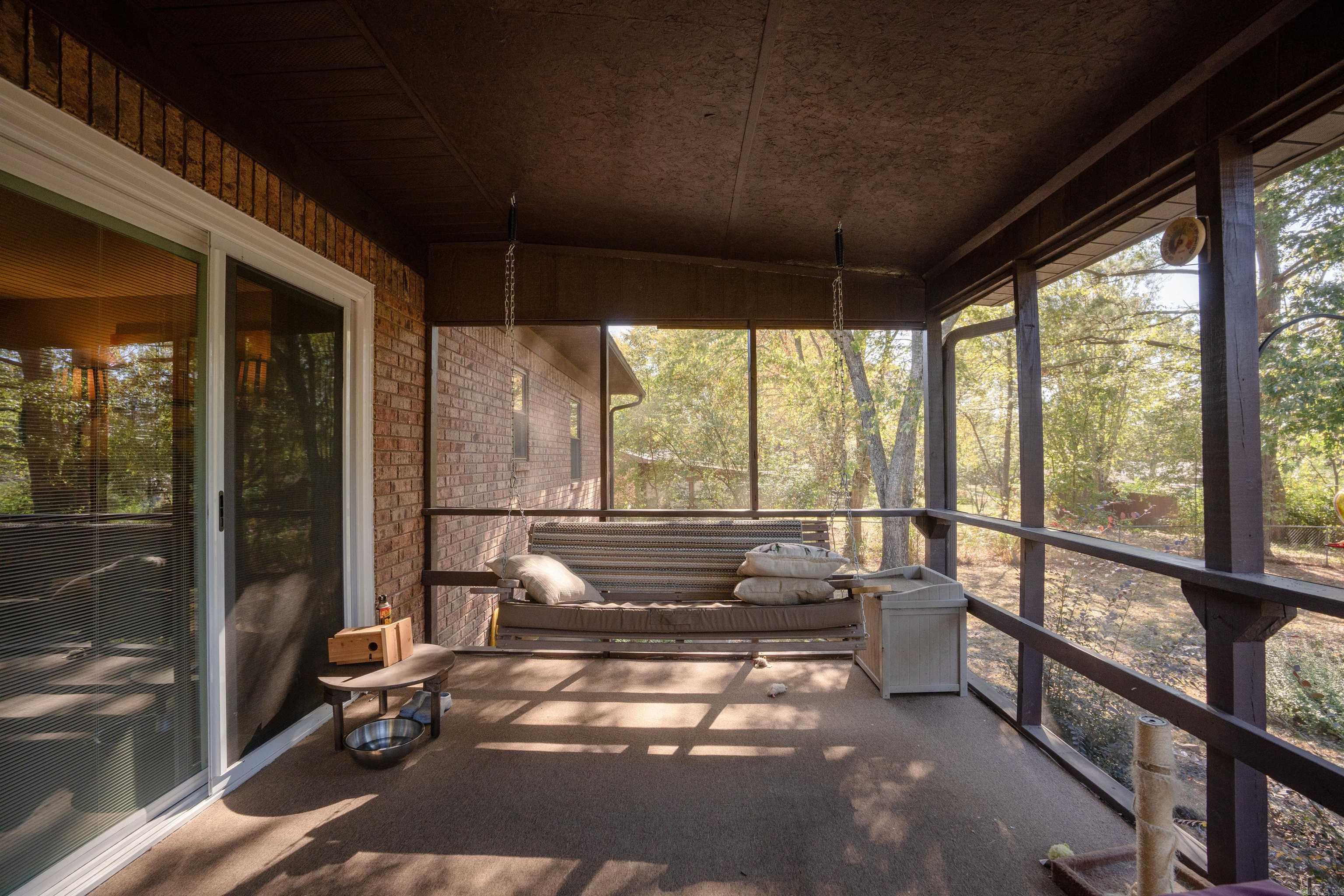 LAKESHORE HEIGHTS - Residential