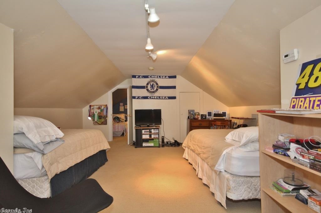 Hill Crest - Residential