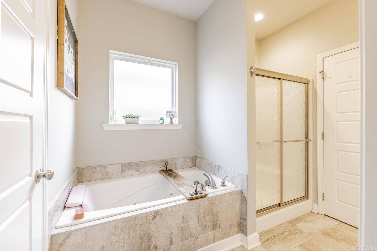 WESTERN WOODS - Residential