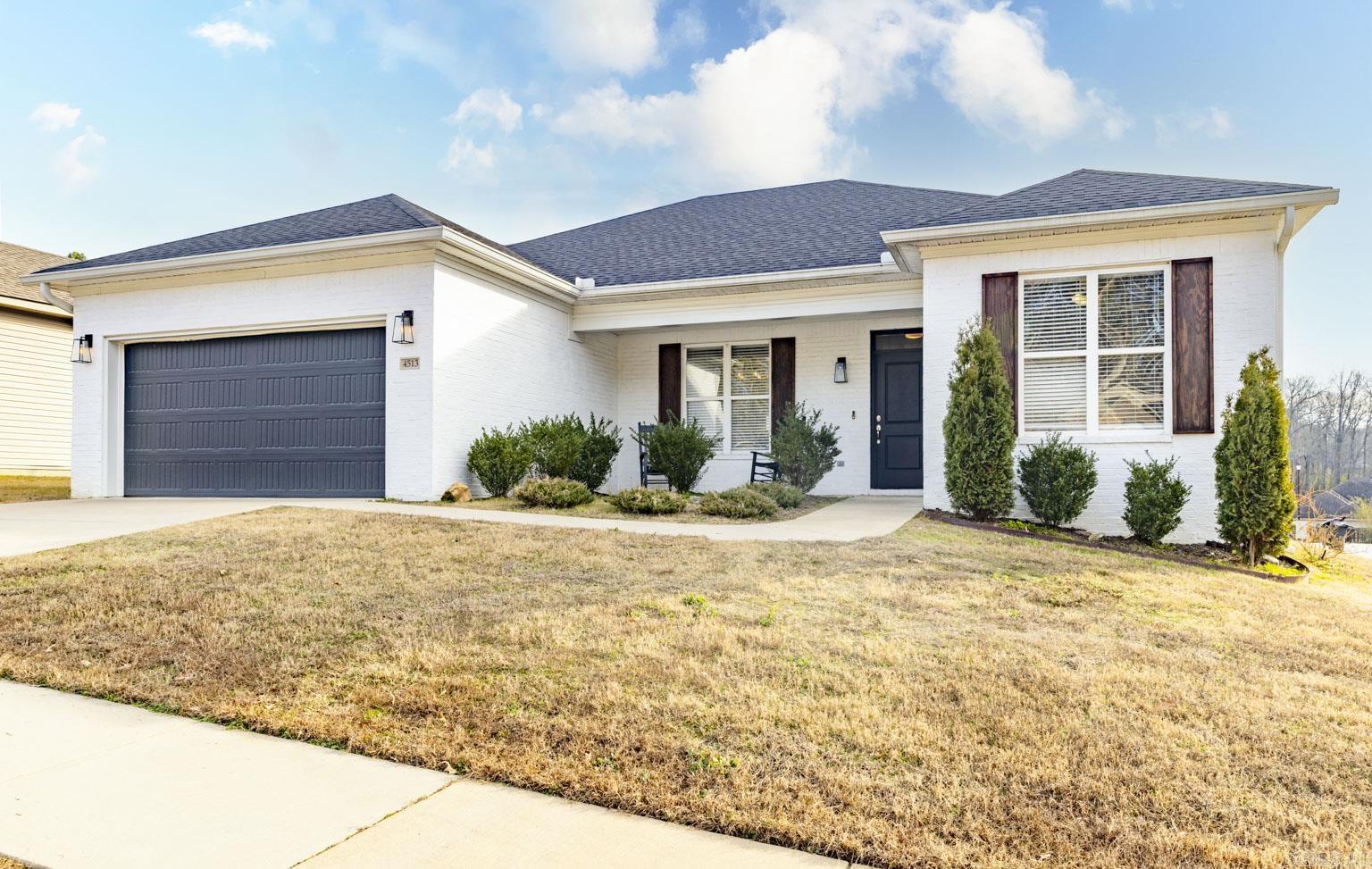 WESTERN WOODS - Residential