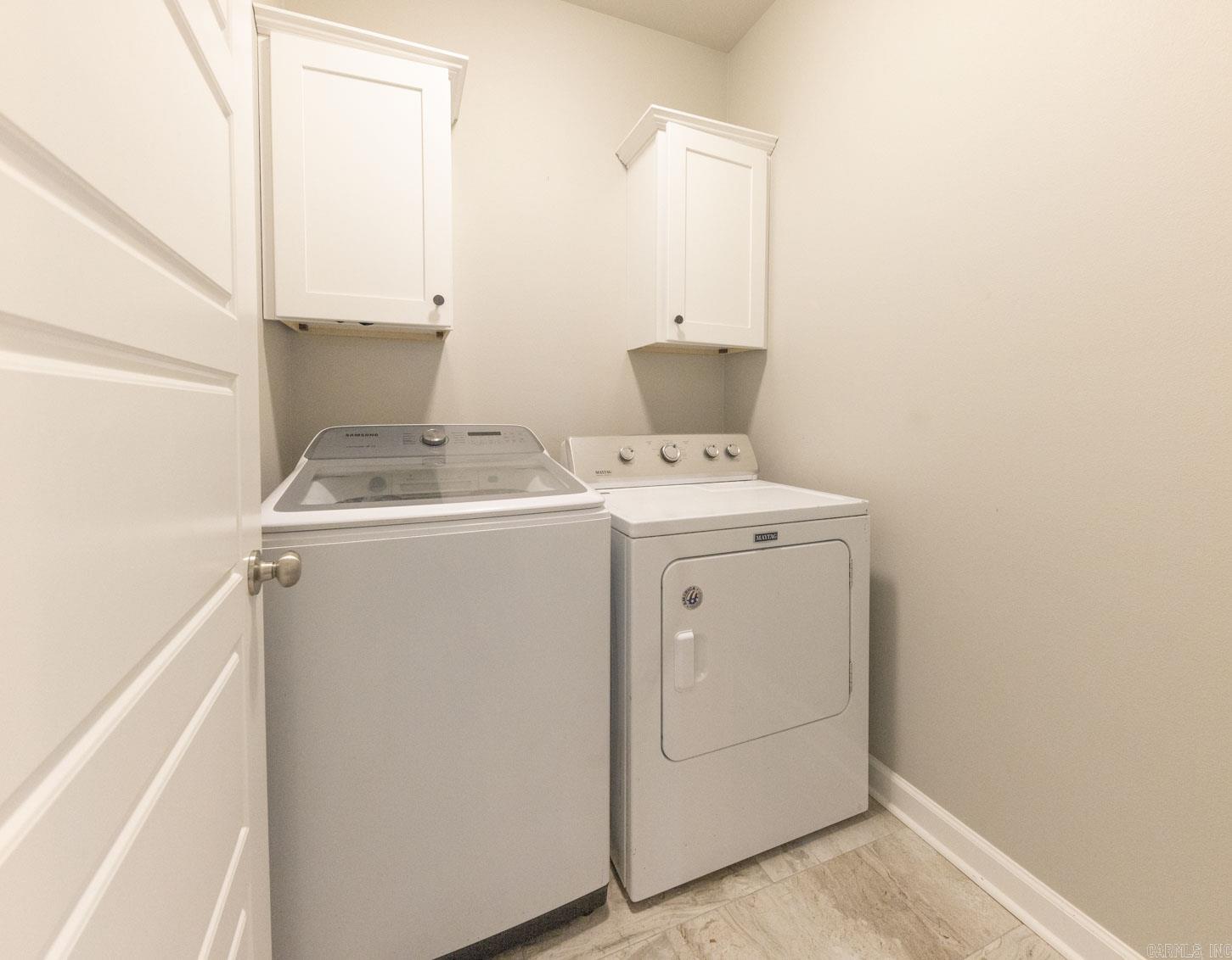 WESTERN WOODS - Residential