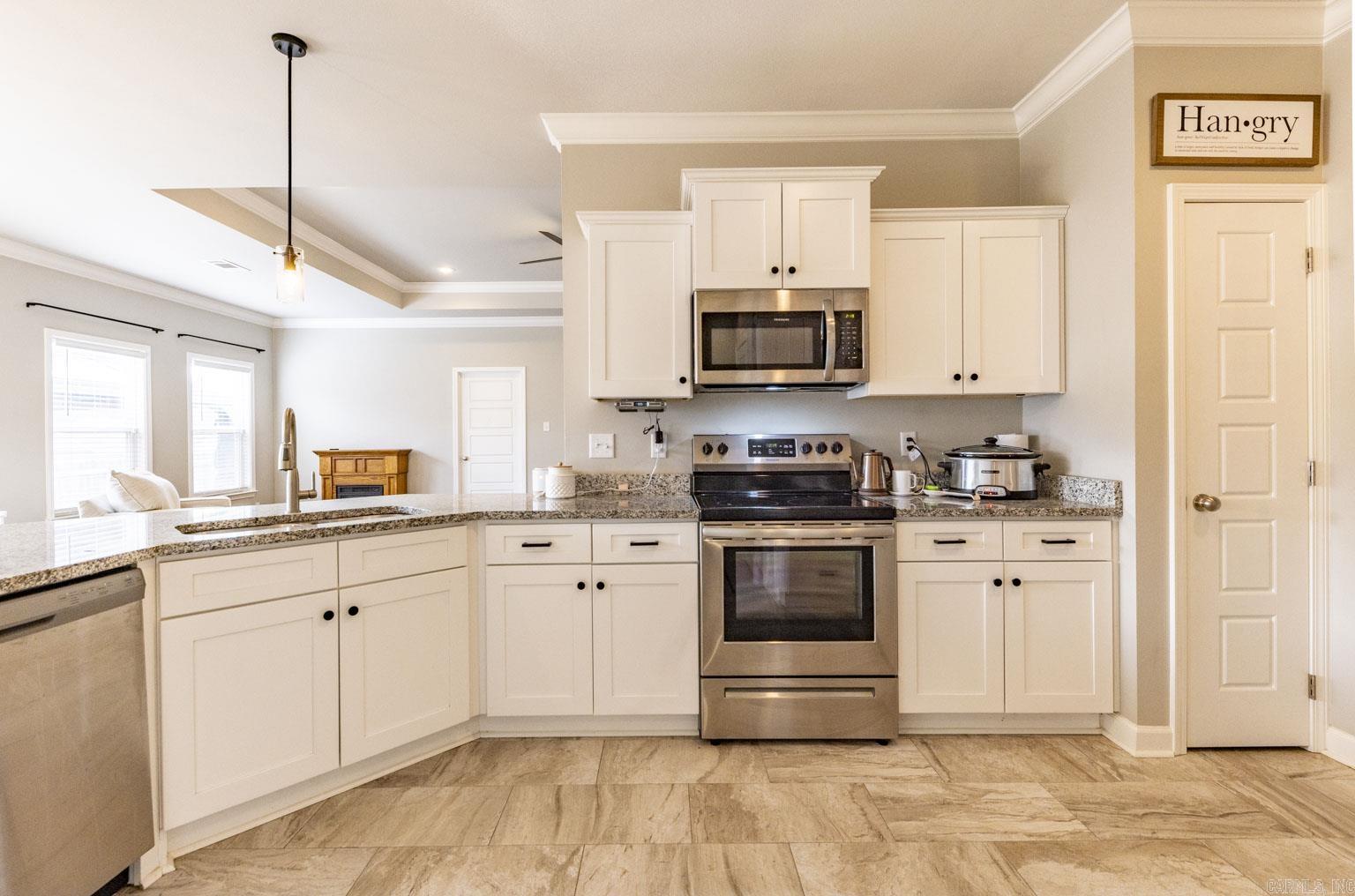 WESTERN WOODS - Residential