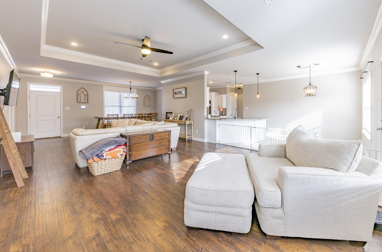 WESTERN WOODS - Residential