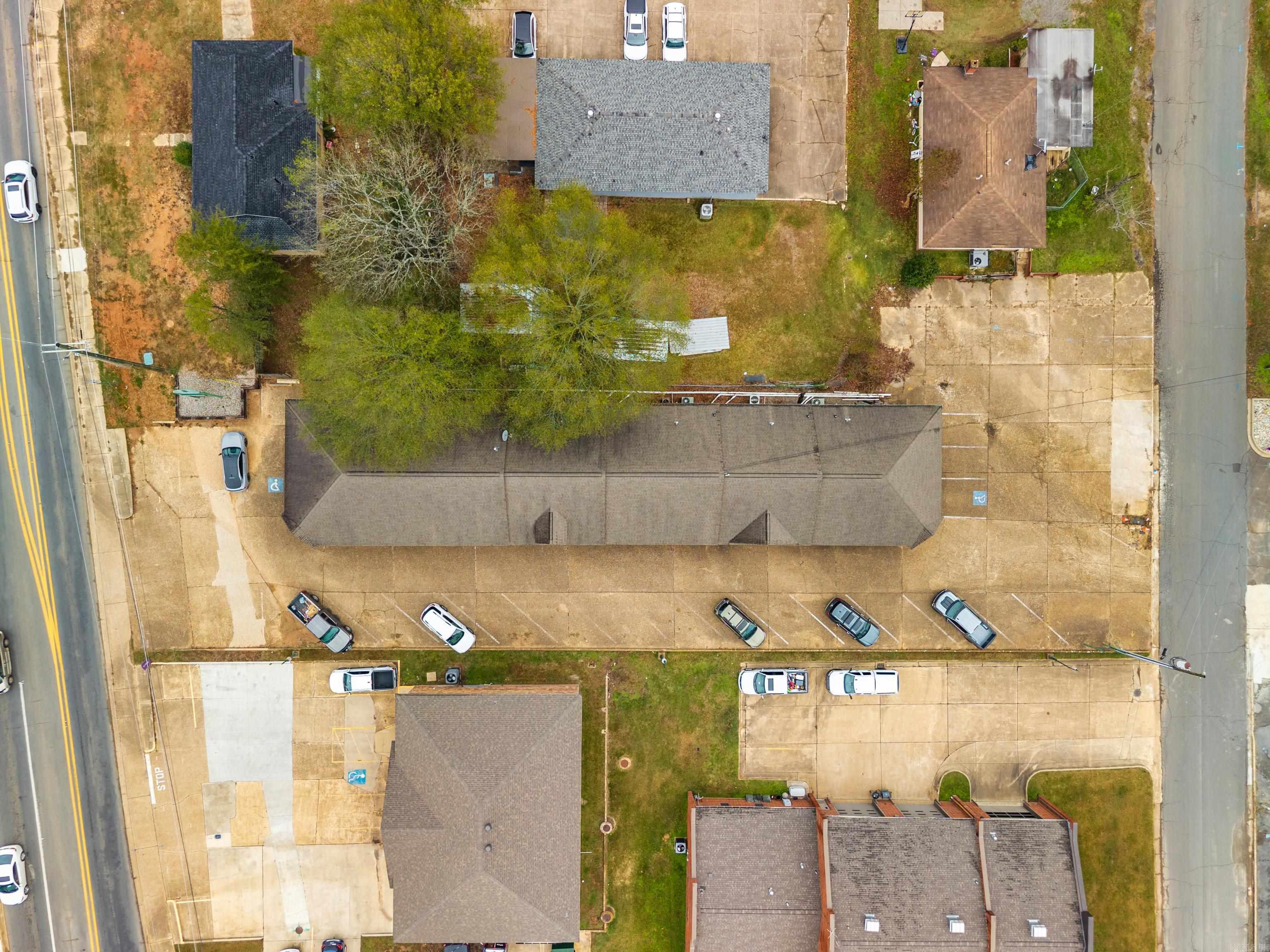 HILLS REPLAT OF TWIN OAKS ADDN - Commercial Sale