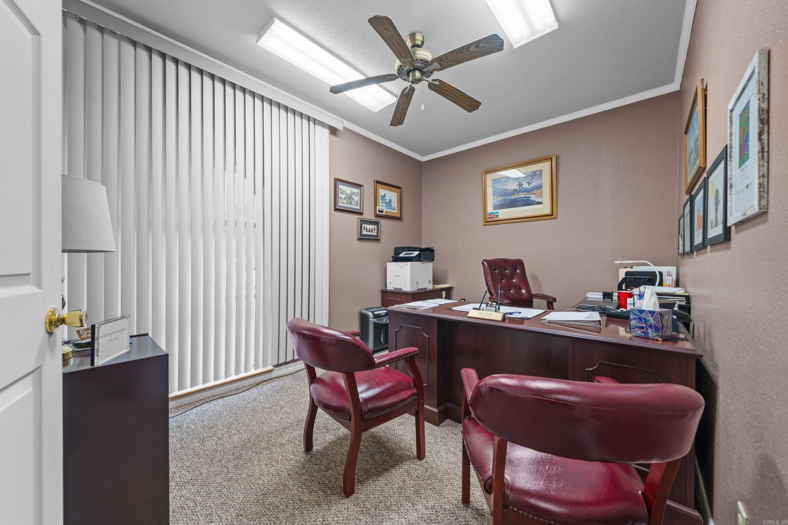 HILLS REPLAT OF TWIN OAKS ADDN - Commercial Sale