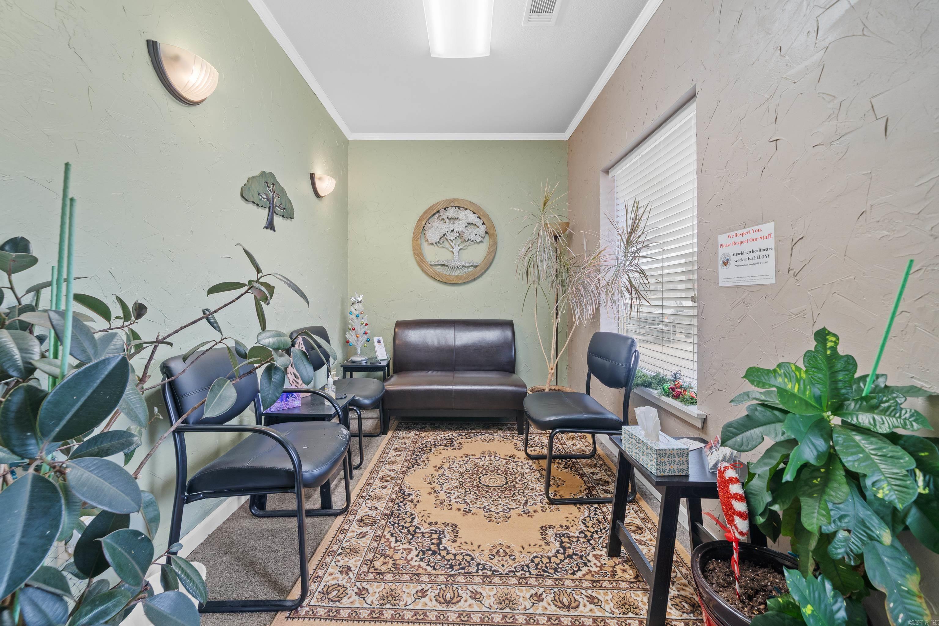 HILLS REPLAT OF TWIN OAKS ADDN - Commercial Sale