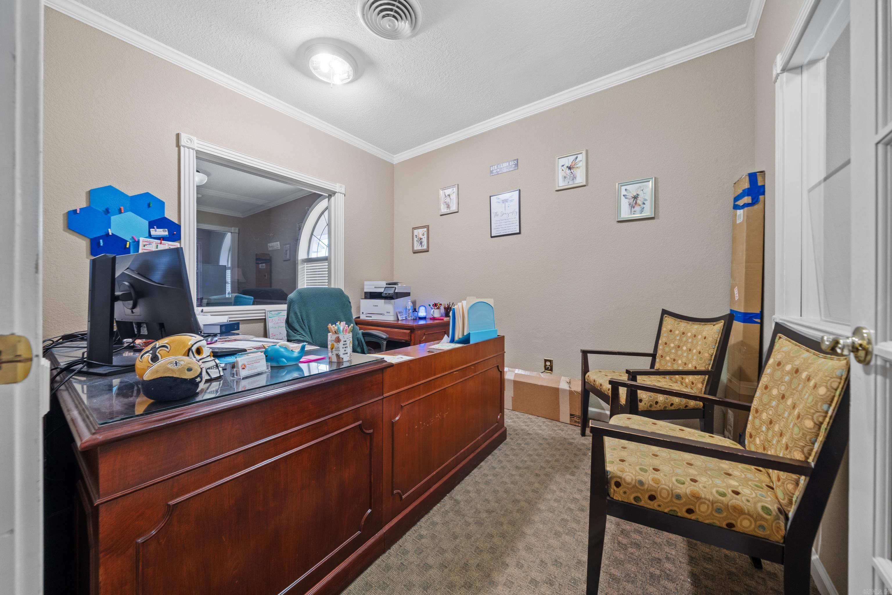 HILLS REPLAT OF TWIN OAKS ADDN - Commercial Sale