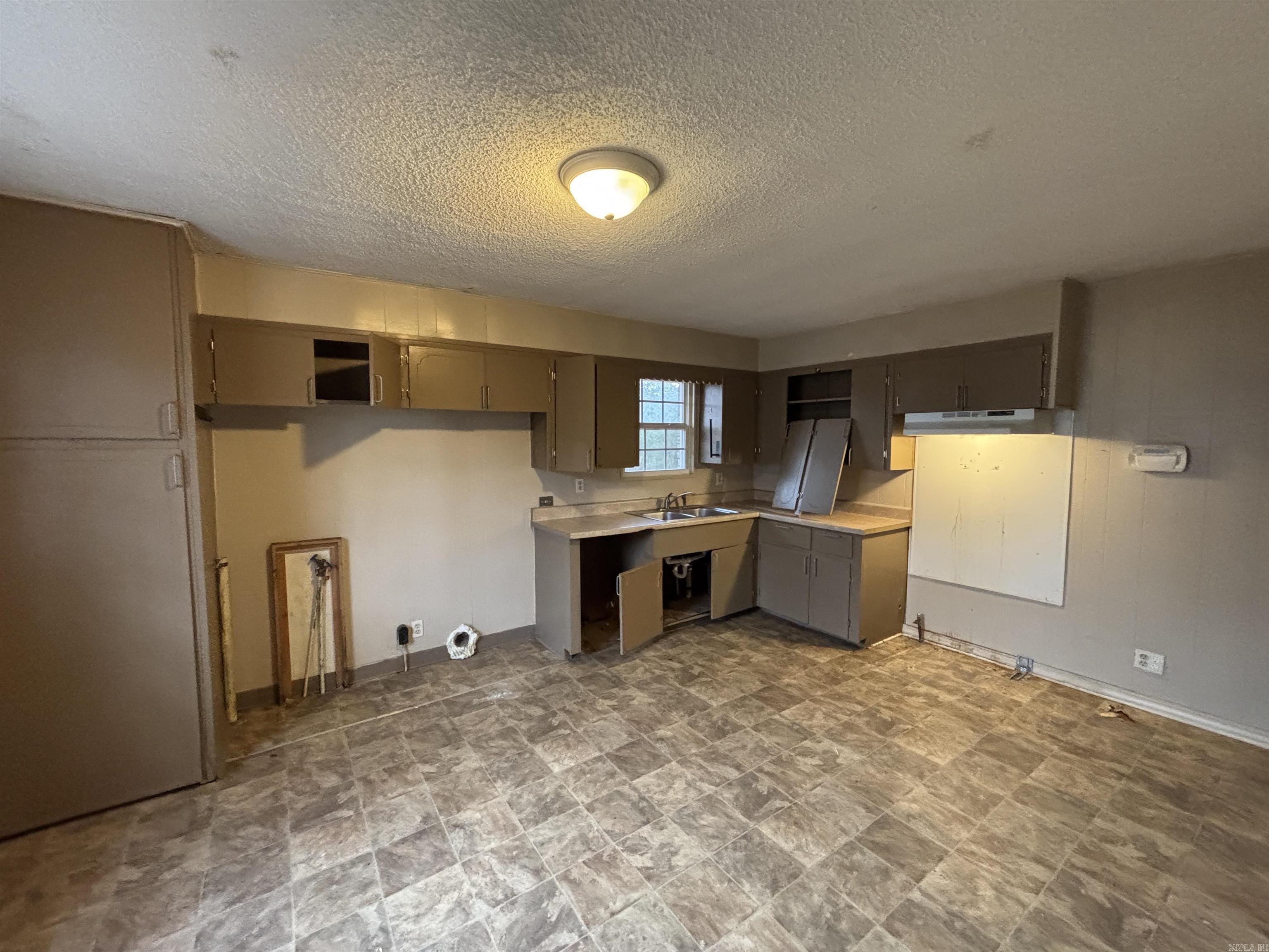 OT Ward - Residential