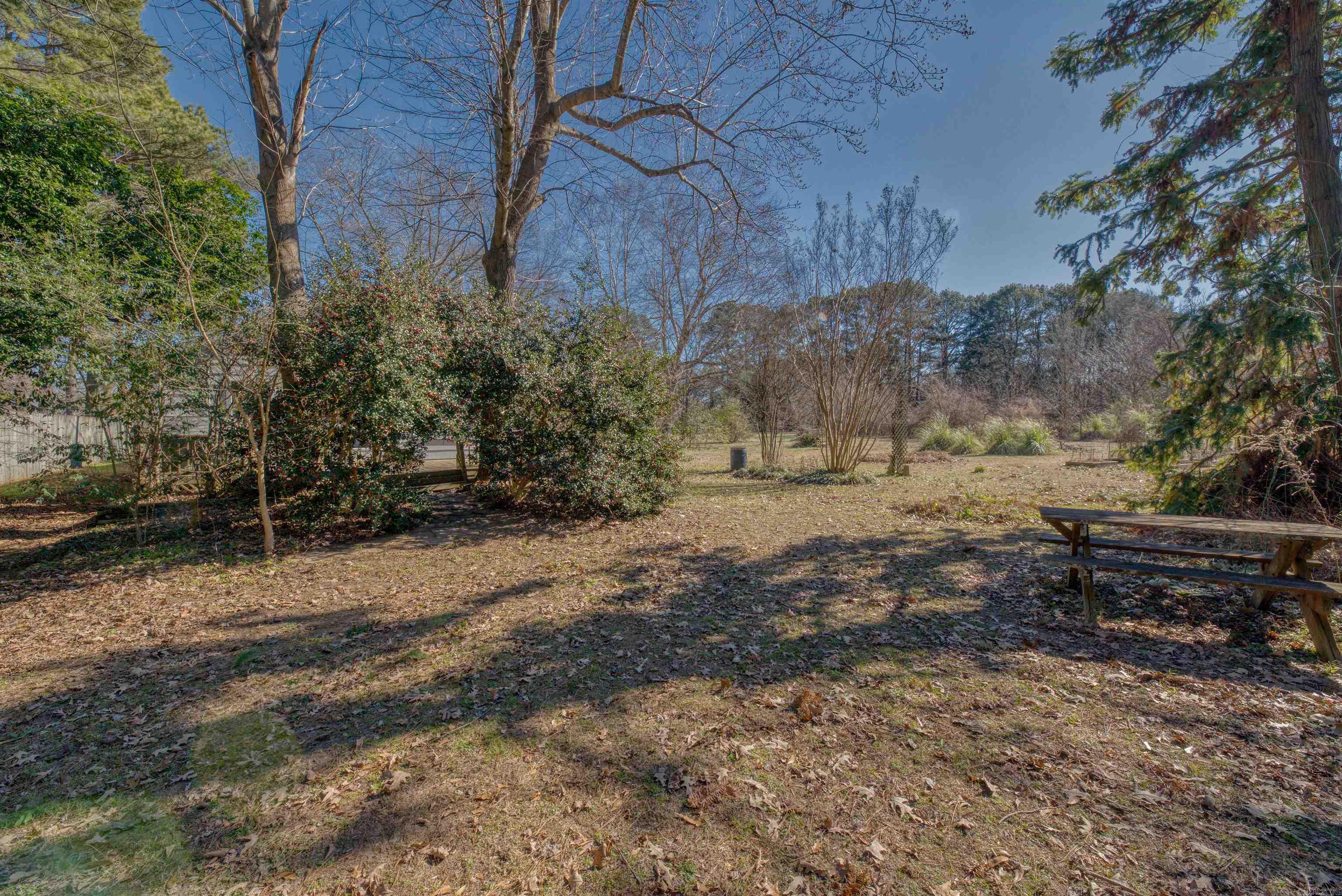 Country - Residential