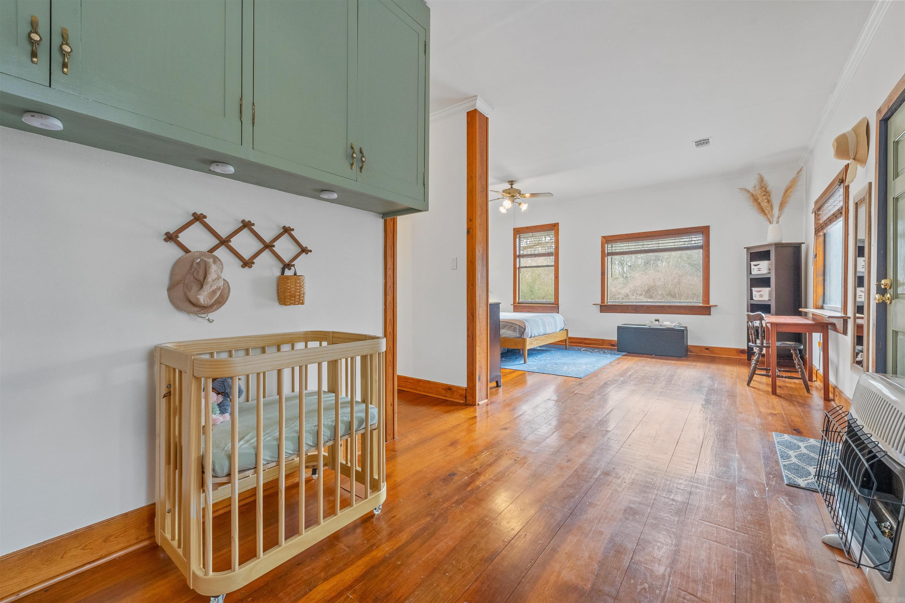 Country - Residential