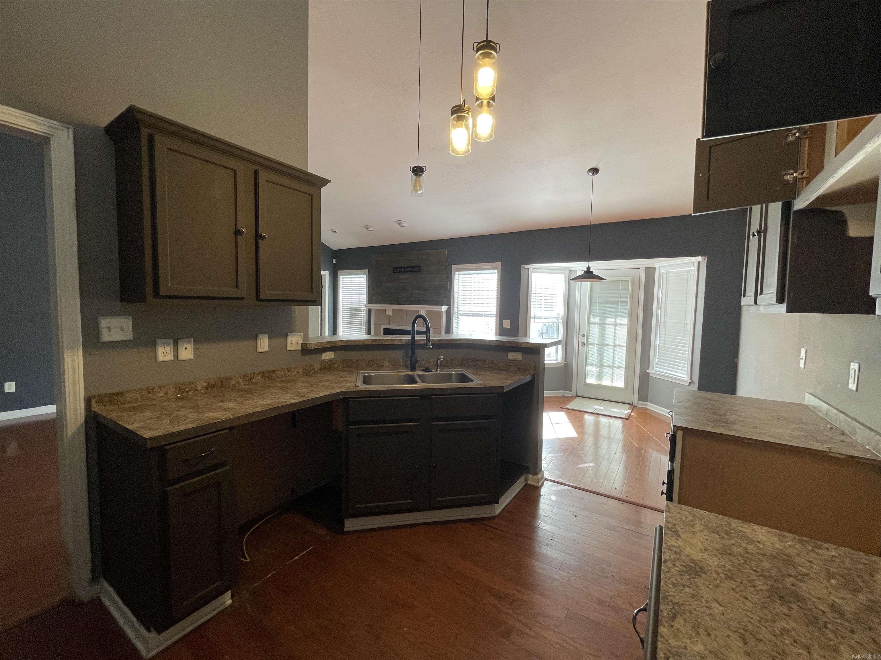 ASHLEY PLACE - Residential