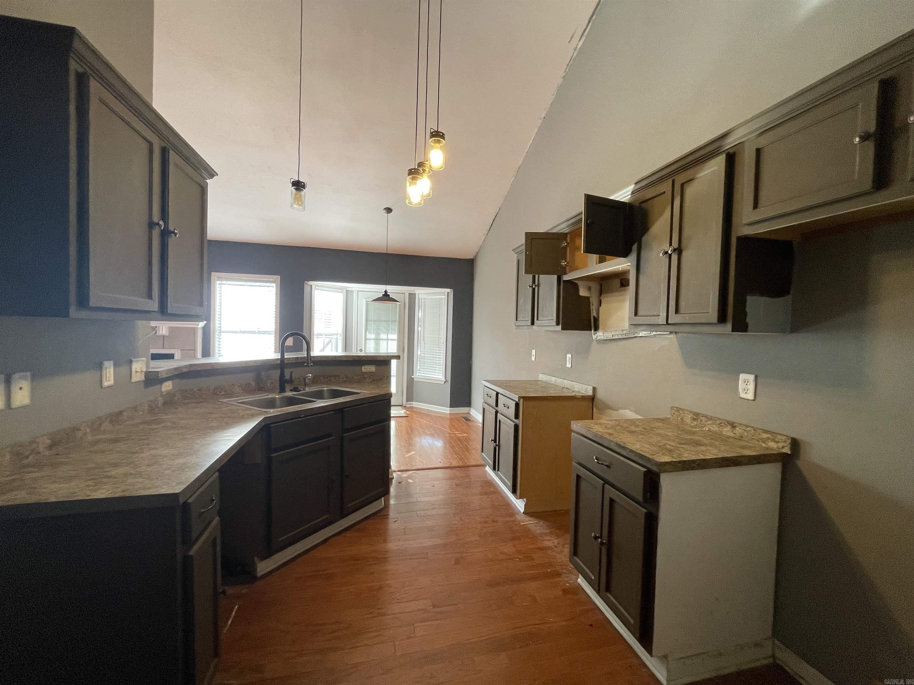 ASHLEY PLACE - Residential