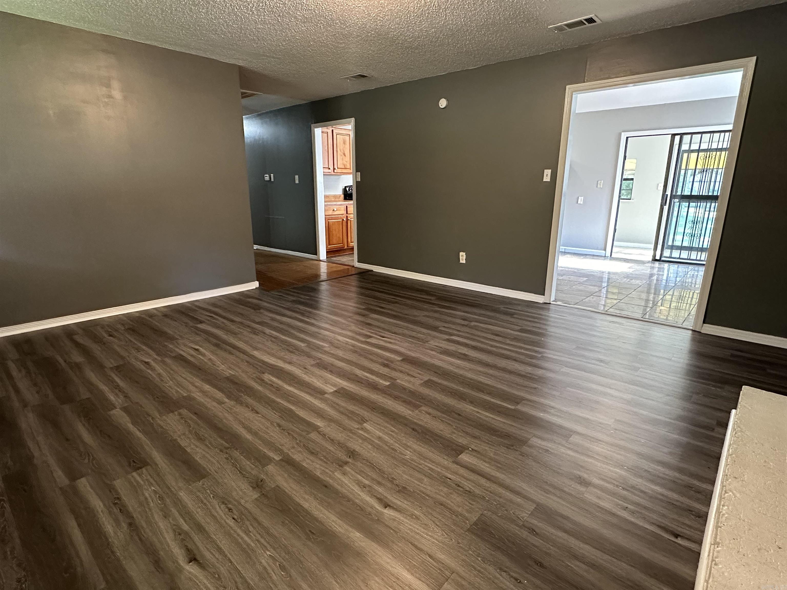 Sara Lynn - Residential Lease