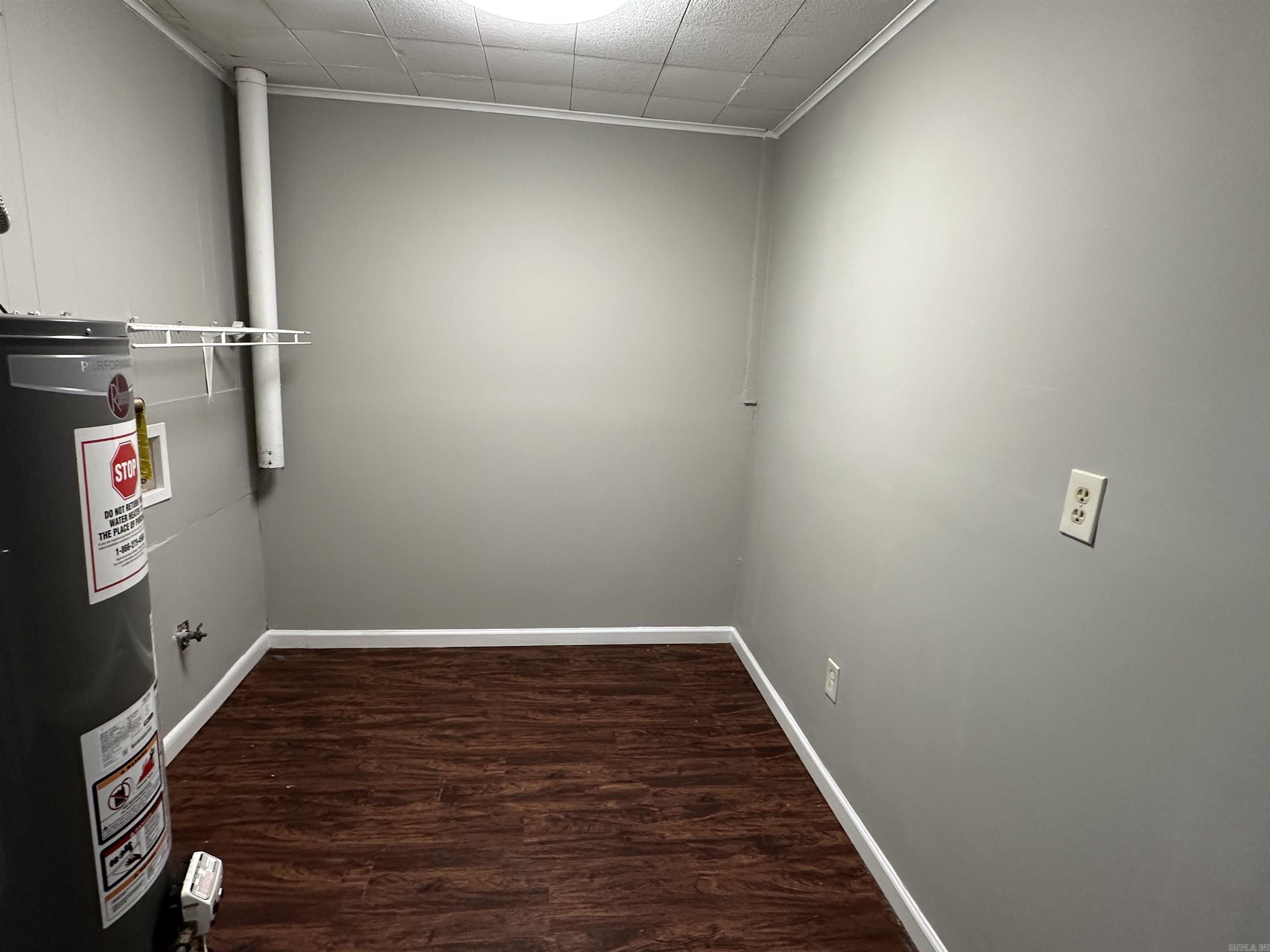 Sara Lynn - Residential Lease