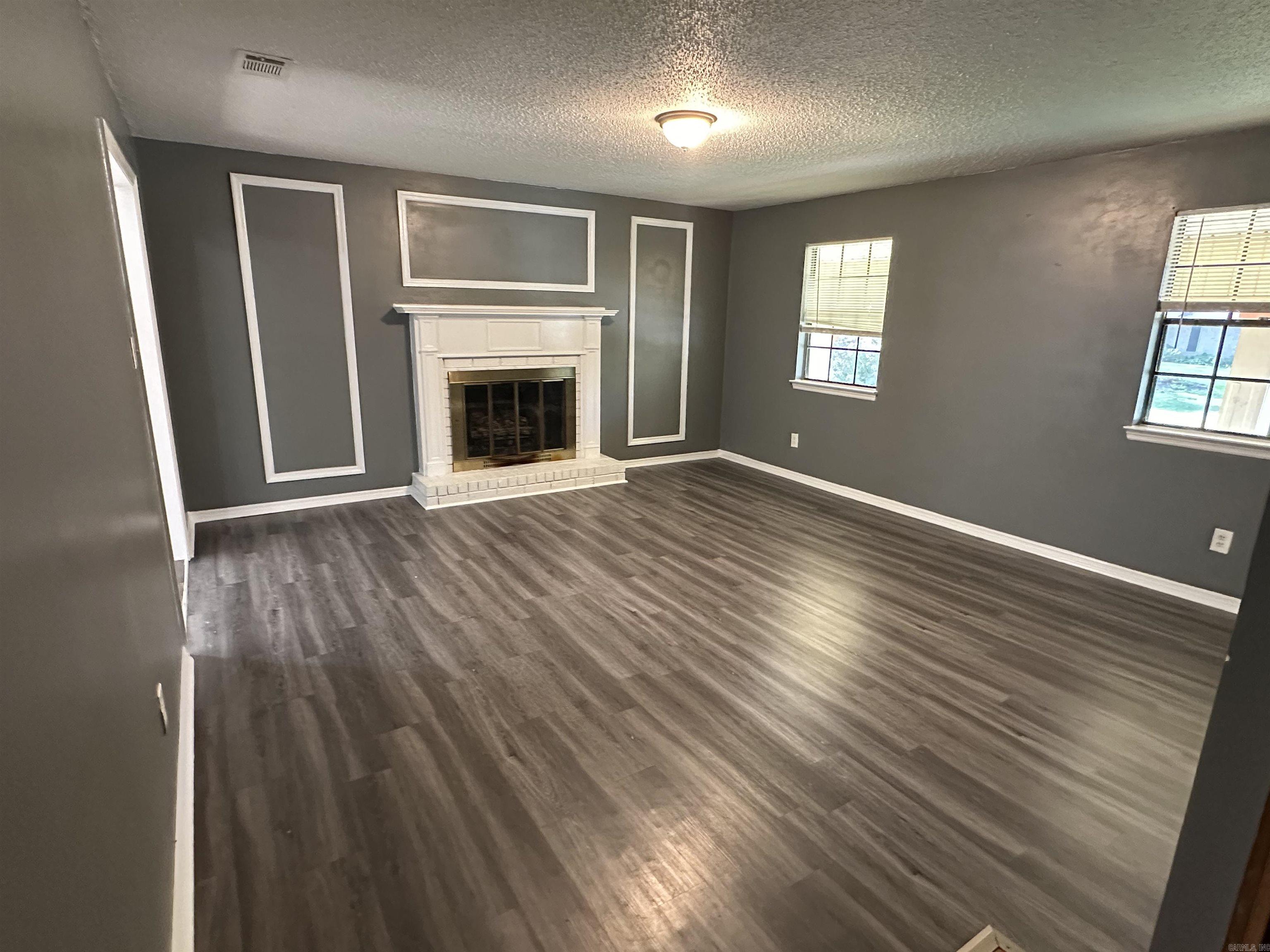 Sara Lynn - Residential Lease